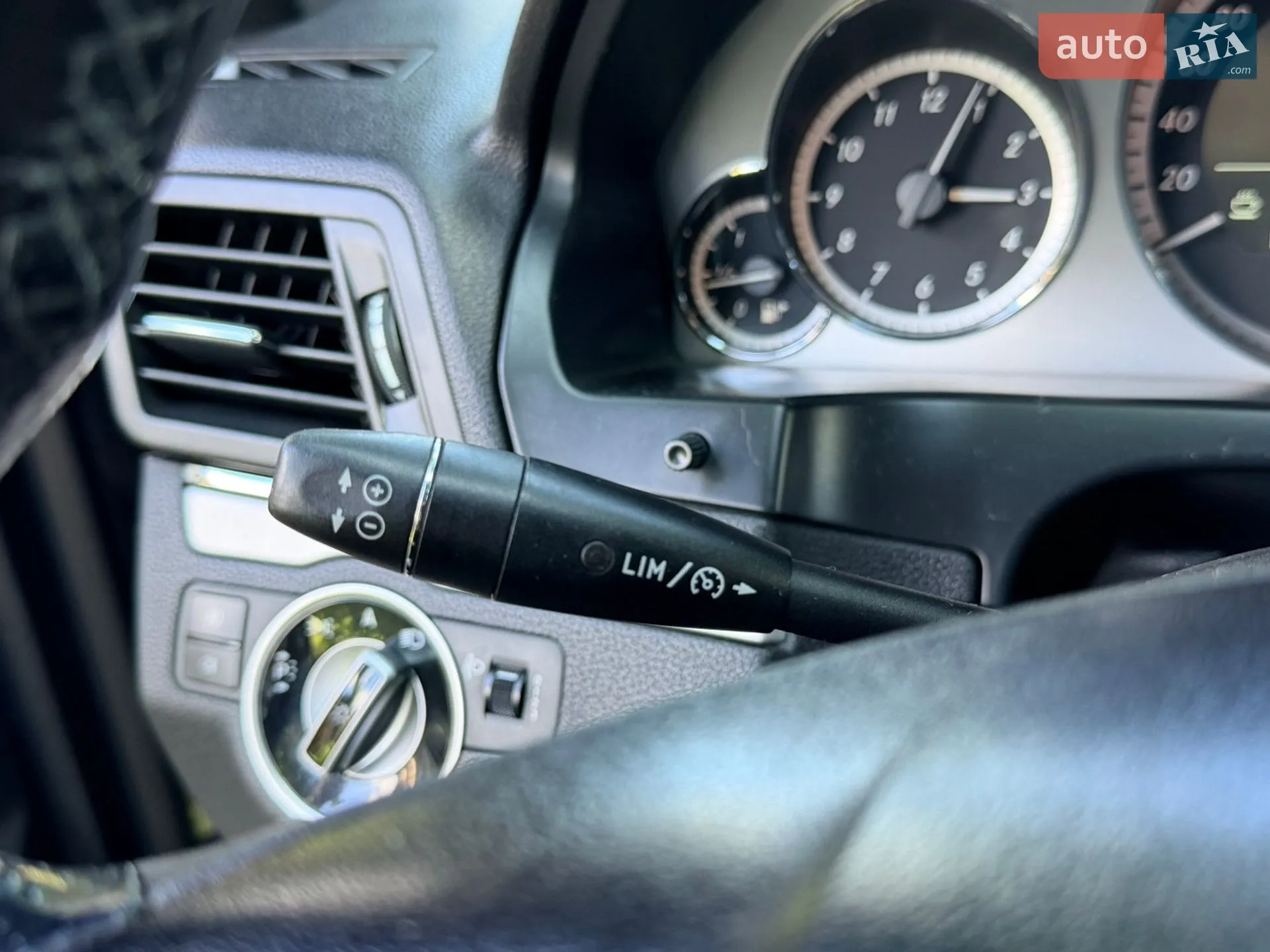2011 Mercedes-Benz E-klasse - мініатюра 40