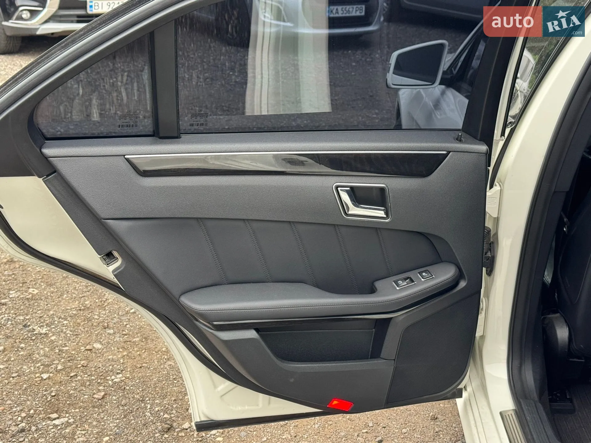 2010 Mercedes-Benz E-klasse - мініатюра 24