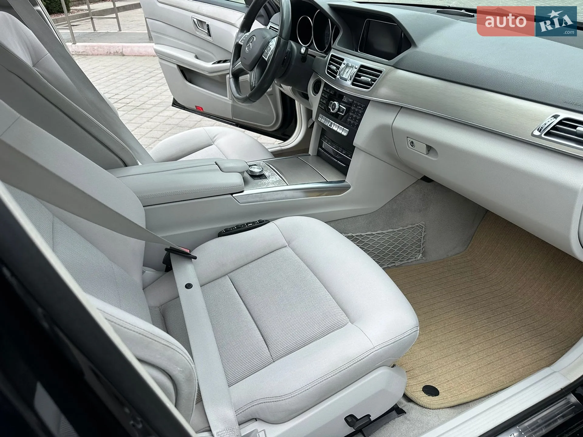 2013 Mercedes-Benz E-klasse - мініатюра 61