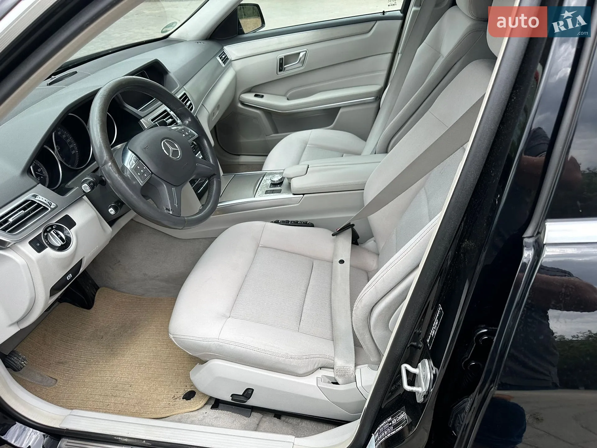2013 Mercedes-Benz E-klasse - мініатюра 63