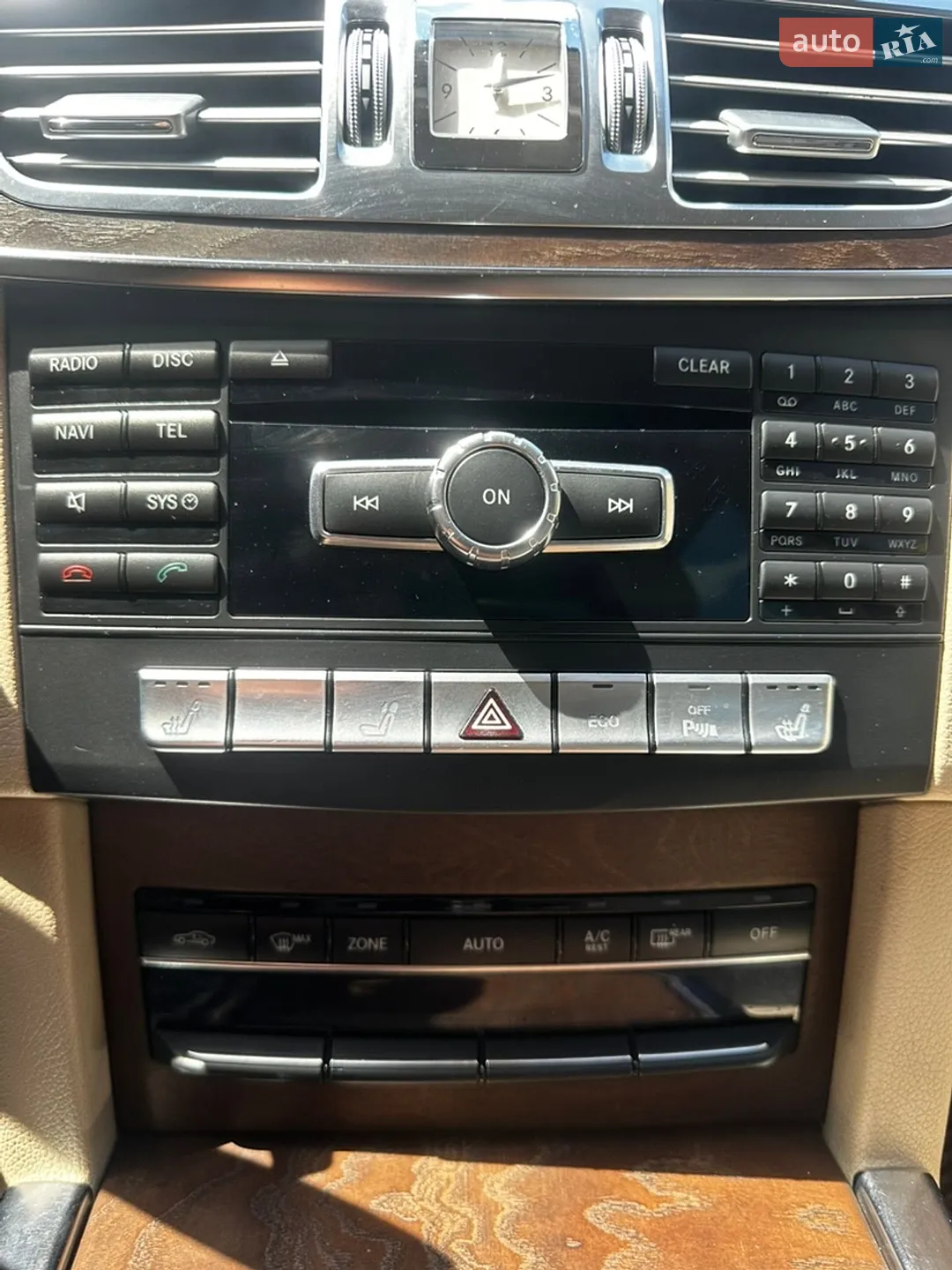 2013 Mercedes-Benz E-klasse - мініатюра 9