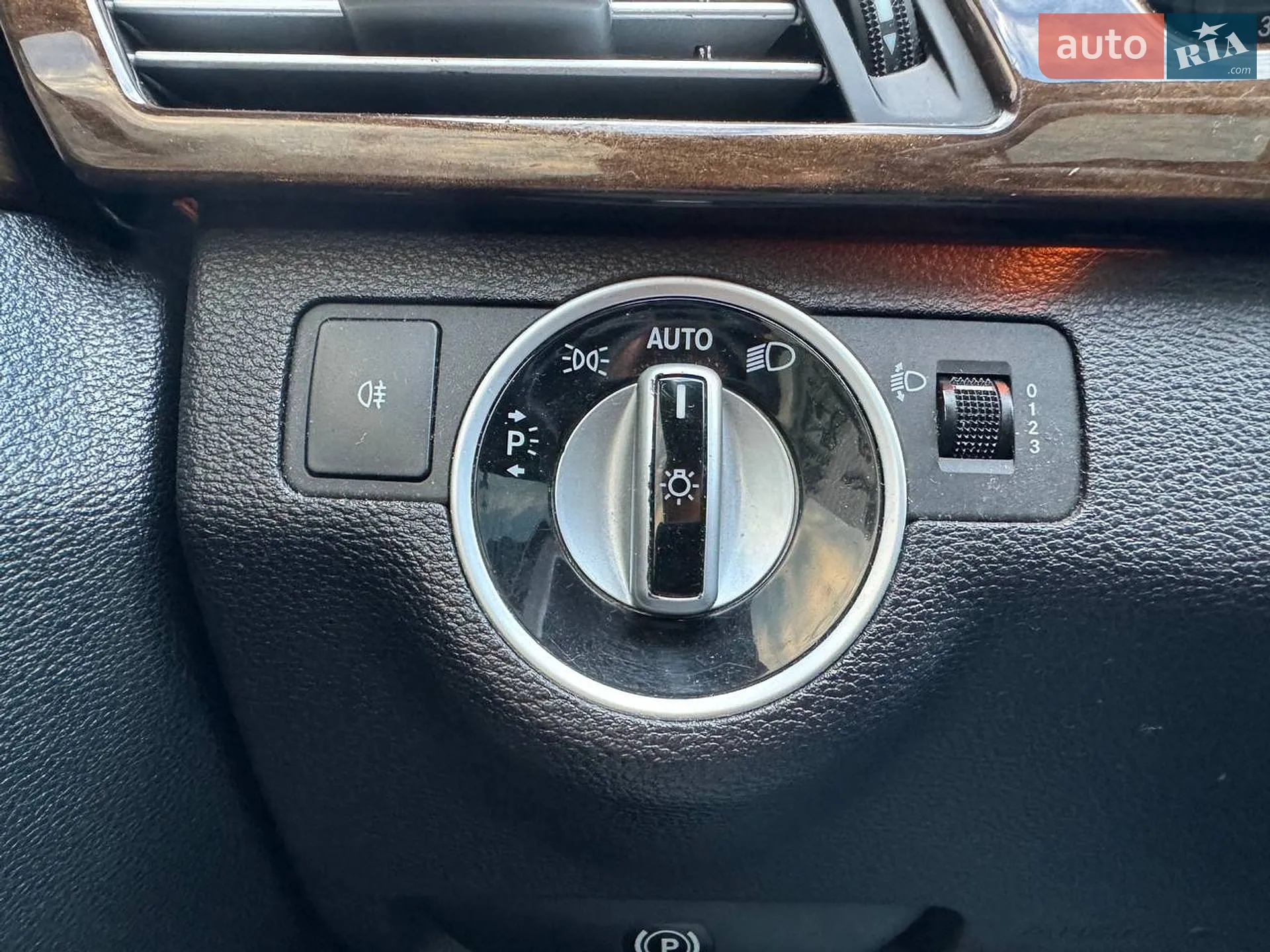 2012 Mercedes-Benz E-klasse - мініатюра 16