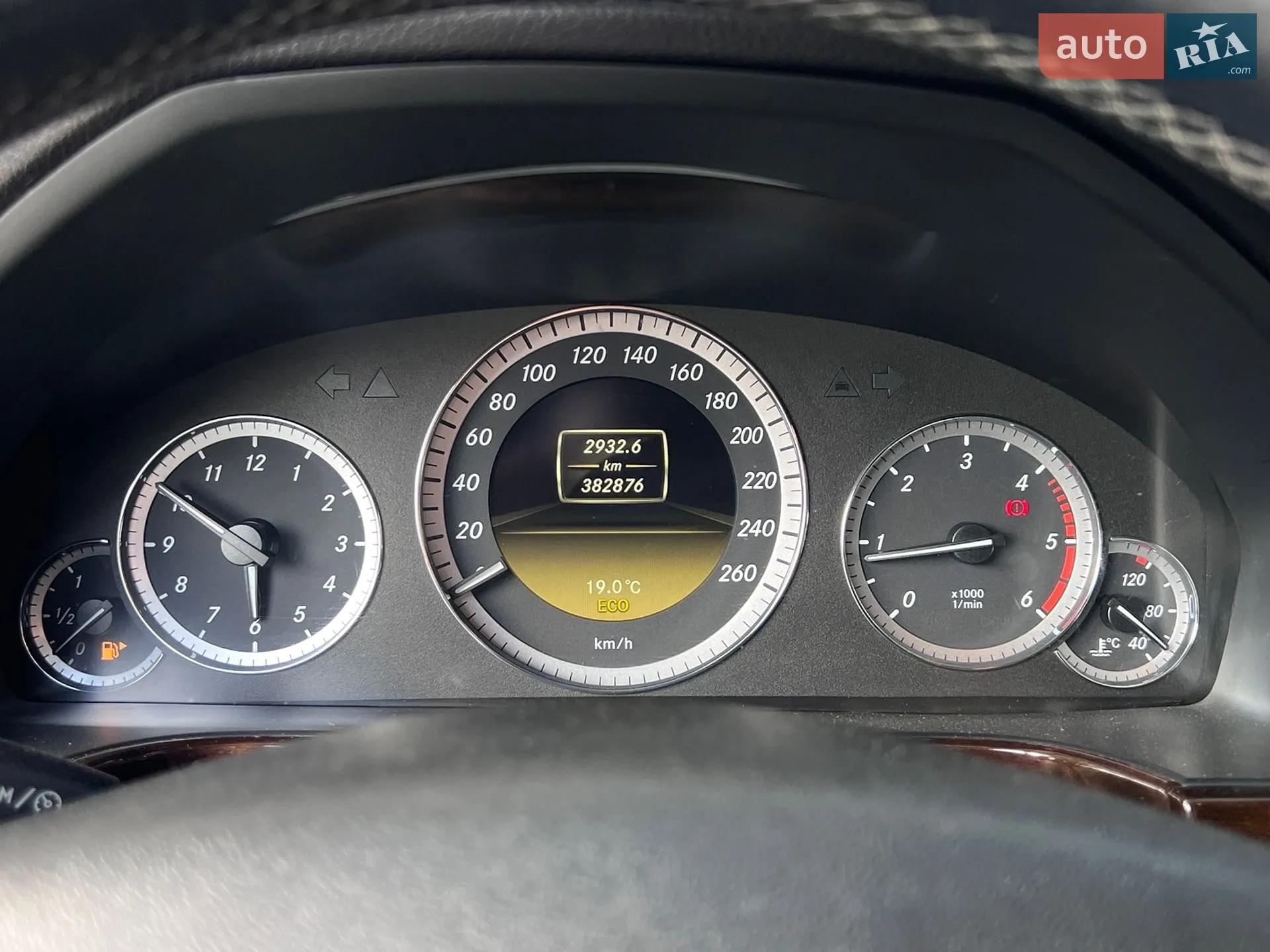 2011 Mercedes-Benz E-klasse - мініатюра 21