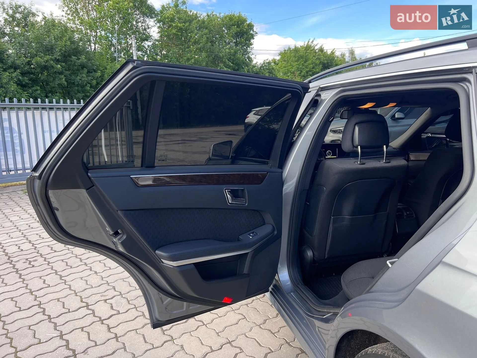 2011 Mercedes-Benz E-klasse - мініатюра 37