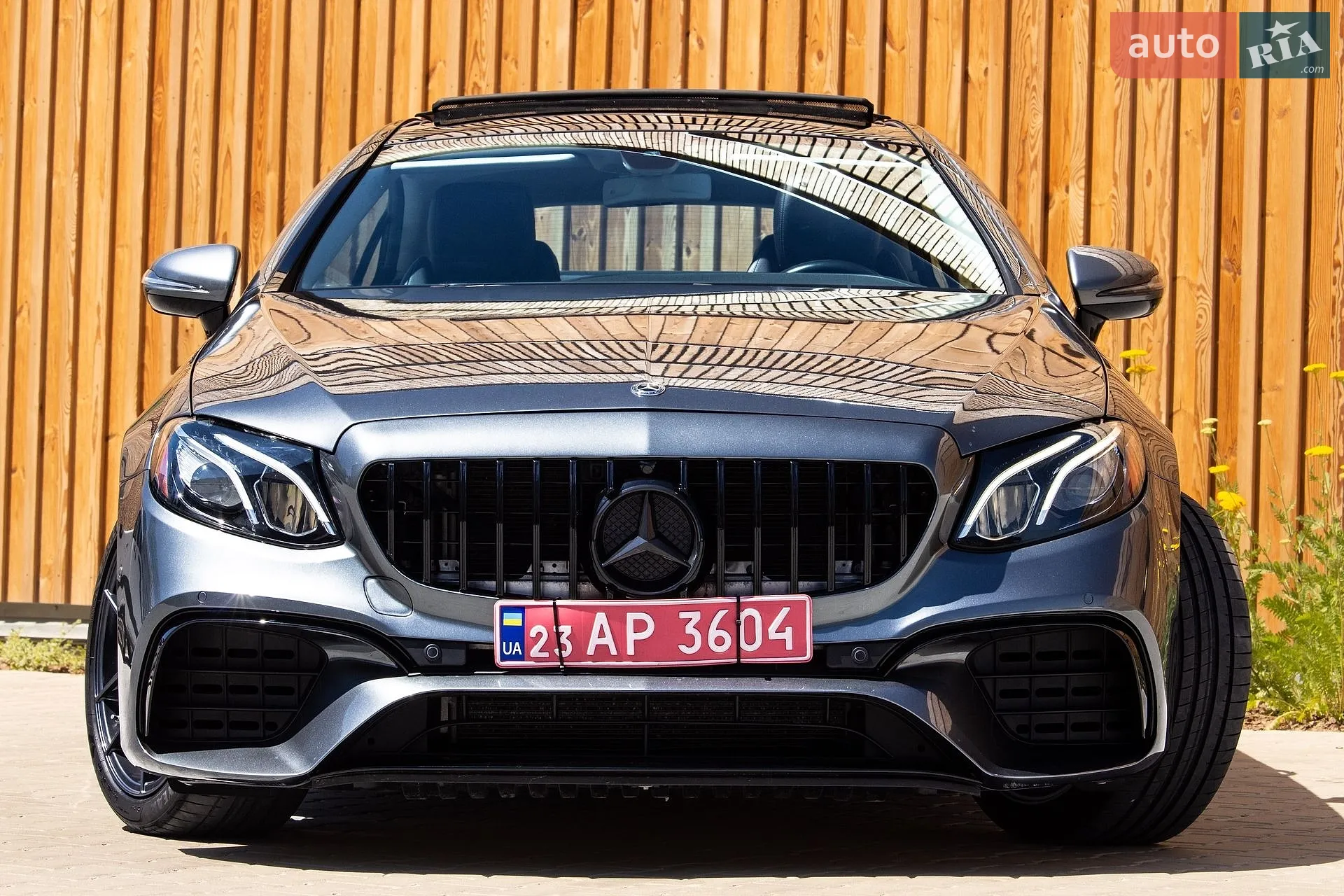 2017 Mercedes-Benz E-klasse - фото 1
