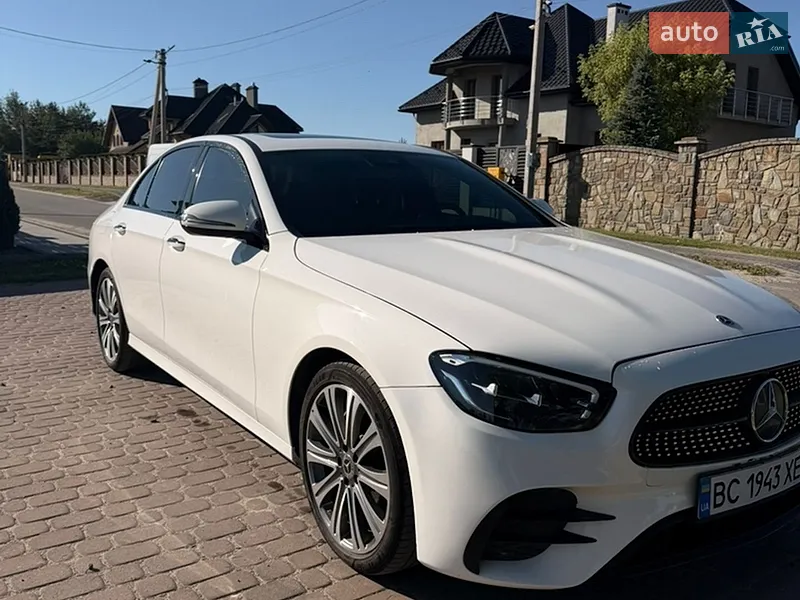 Mercedes-Benz E-Class 2021