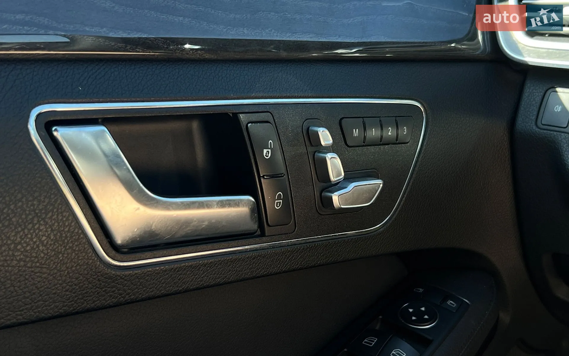 2013 Mercedes-Benz E-klasse - мініатюра 21