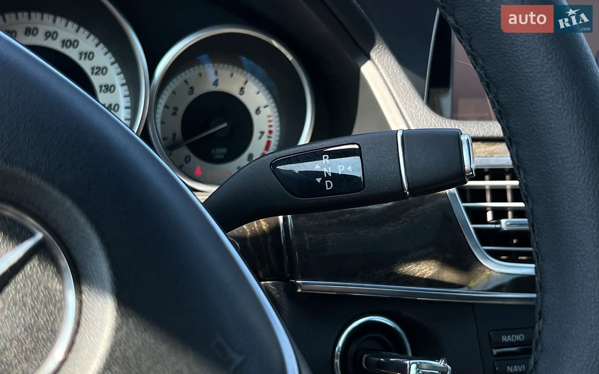 2013 Mercedes-Benz E-klasse - мініатюра 22