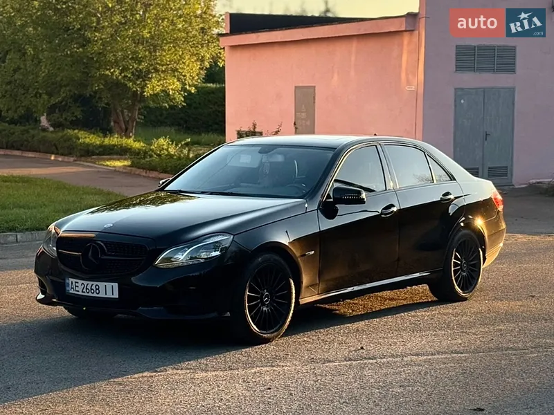 Mercedes-Benz E-Class 2011 VIN WDD2120411A496077 фото оголошення 8 з 68