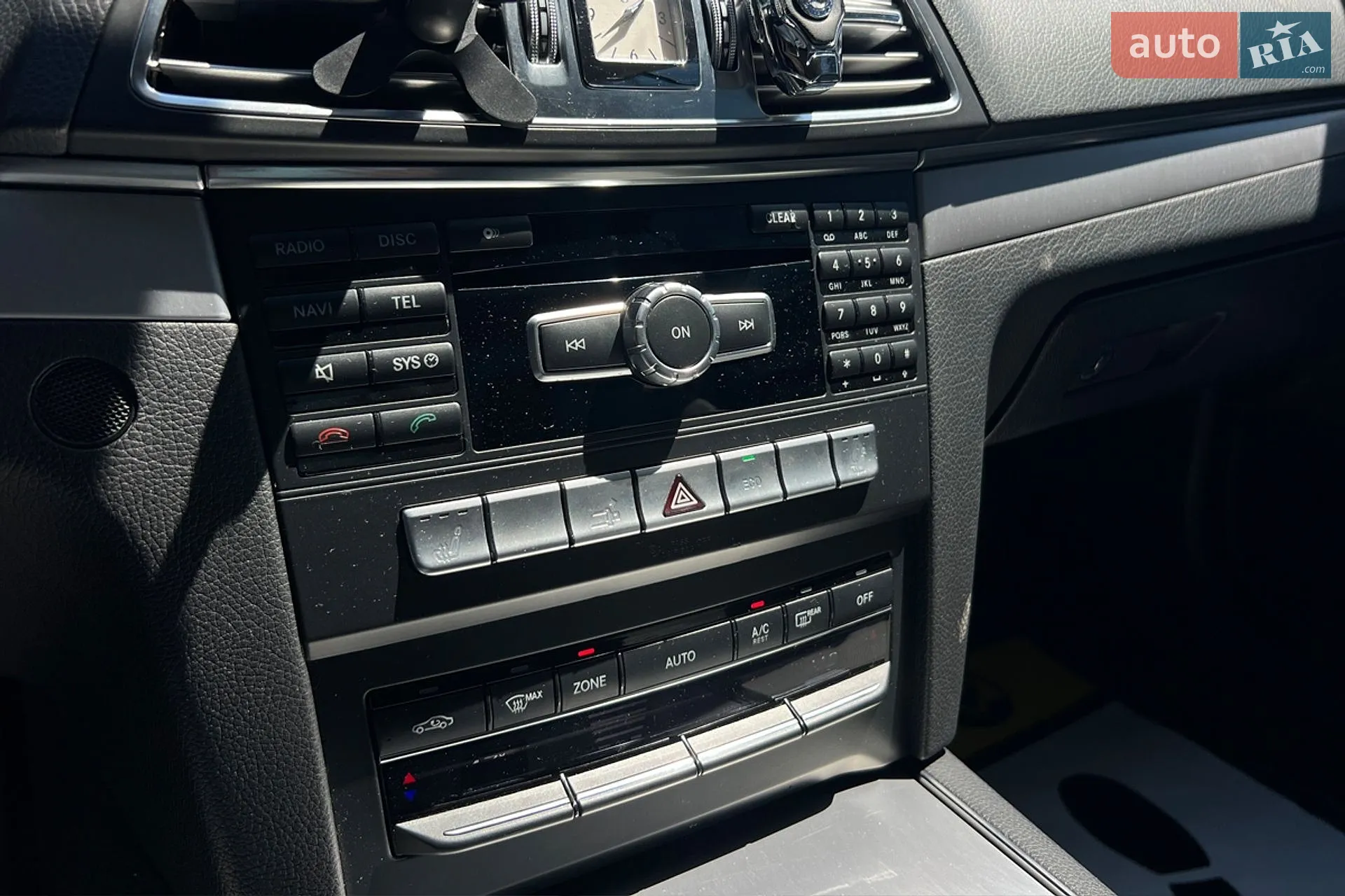 2013 Mercedes-Benz E-klasse - мініатюра 16