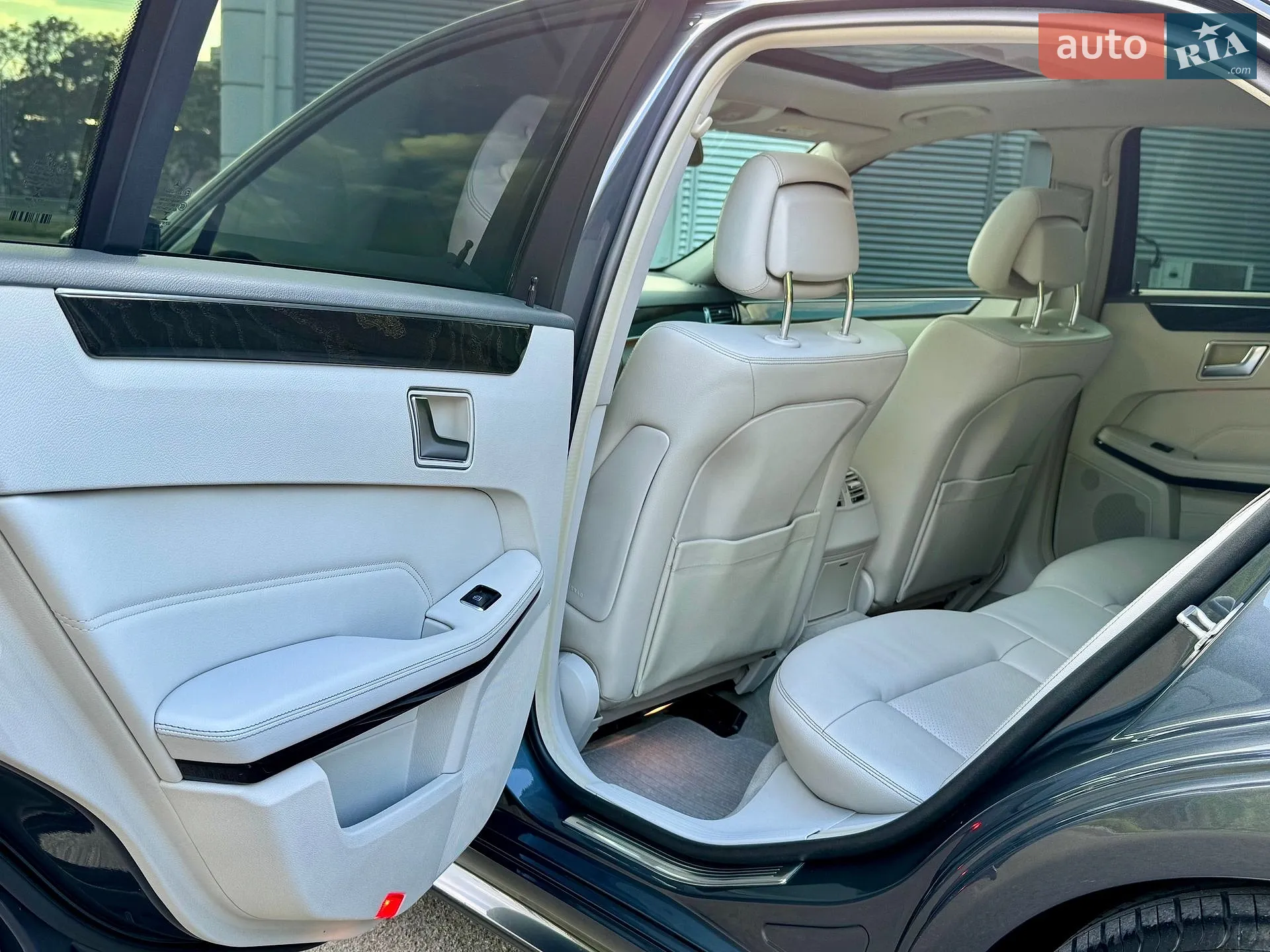 2014 Mercedes-Benz E-klasse - мініатюра 26