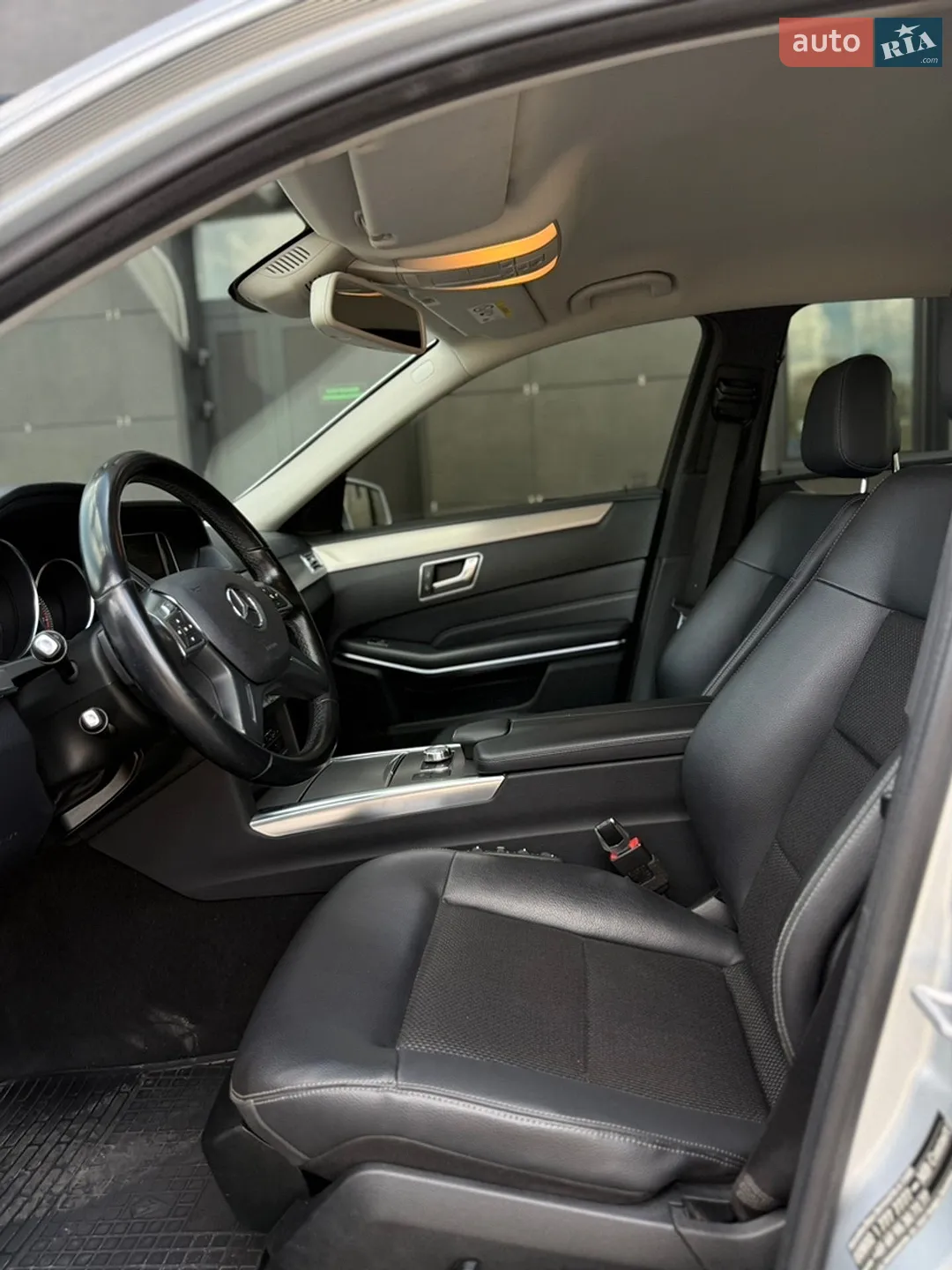 2013 Mercedes-Benz E-klasse - мініатюра 22