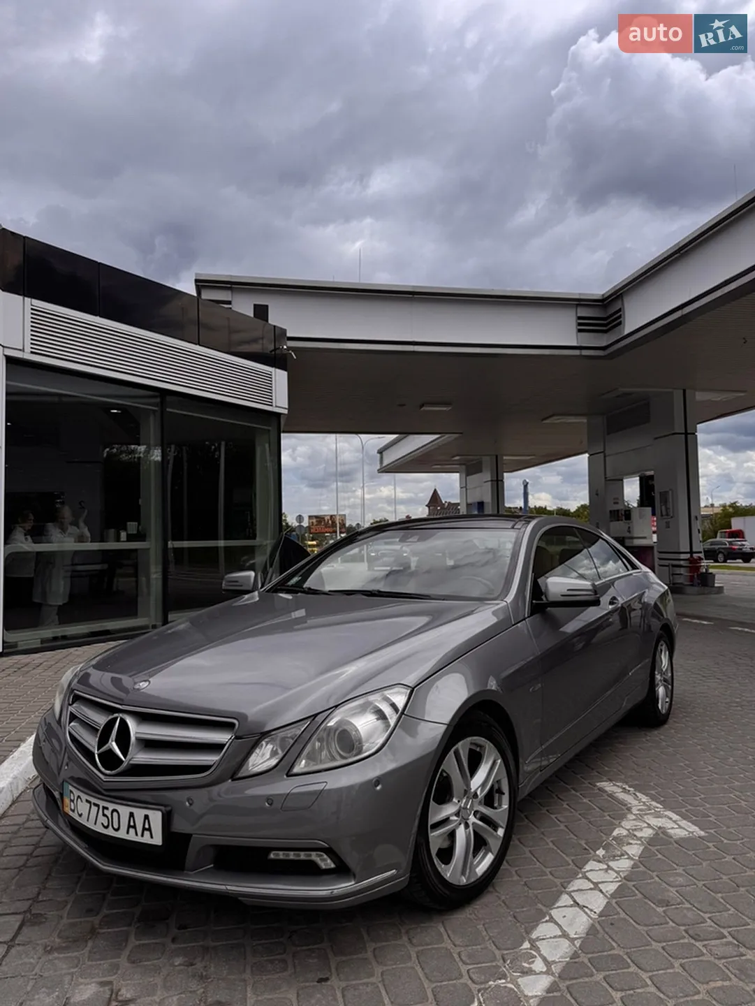 2010 Mercedes-Benz E-klasse - мініатюра 3