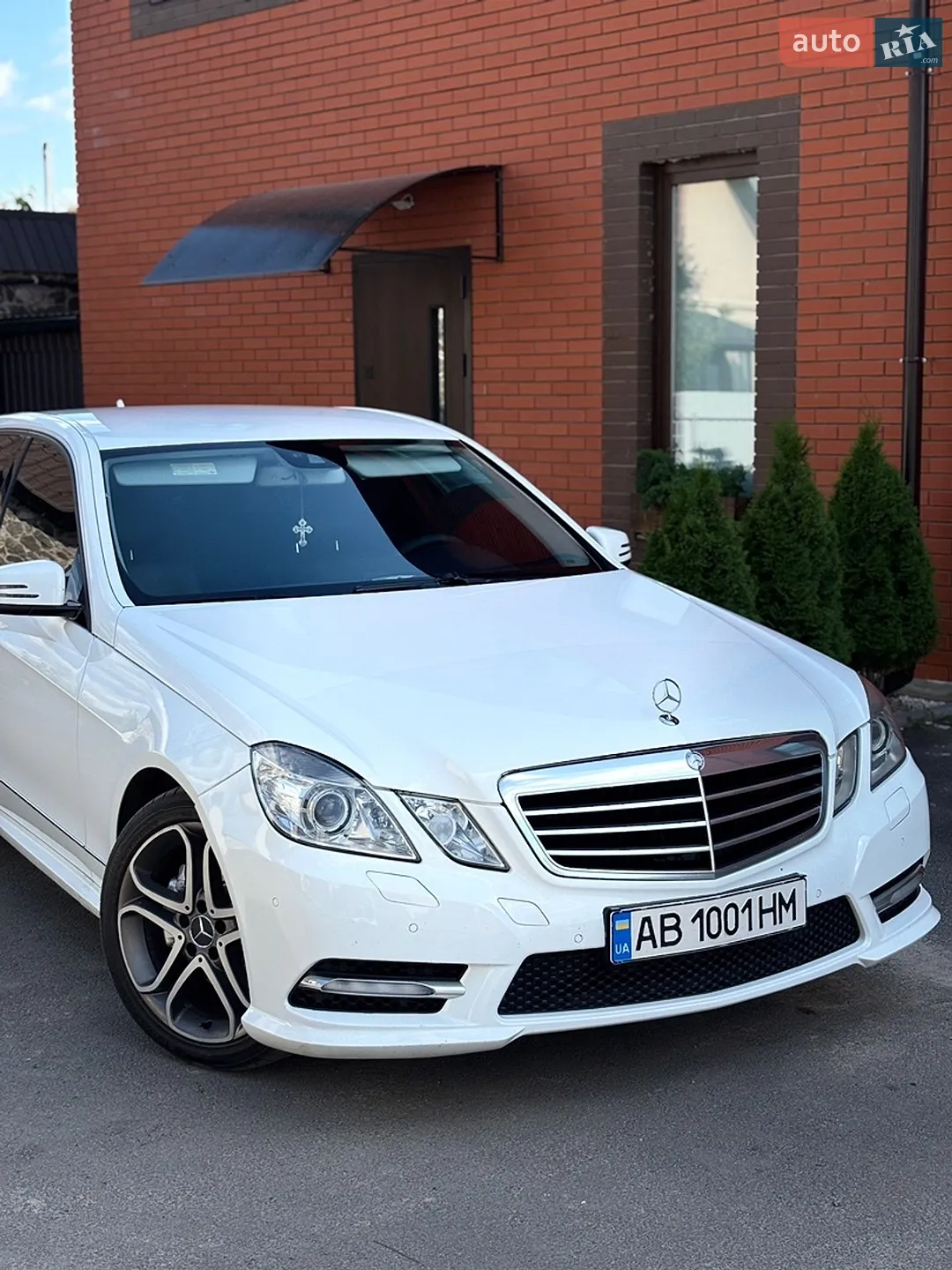 2012 Mercedes-Benz E-klasse - фото 1