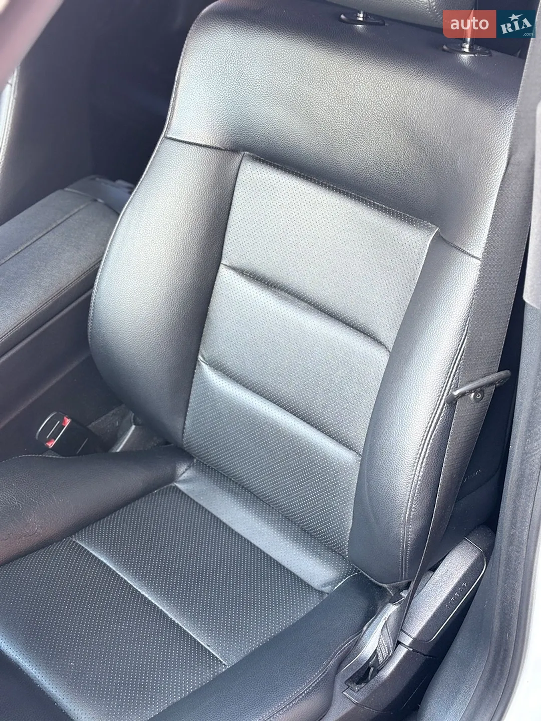 2012 Mercedes-Benz E-klasse - мініатюра 10