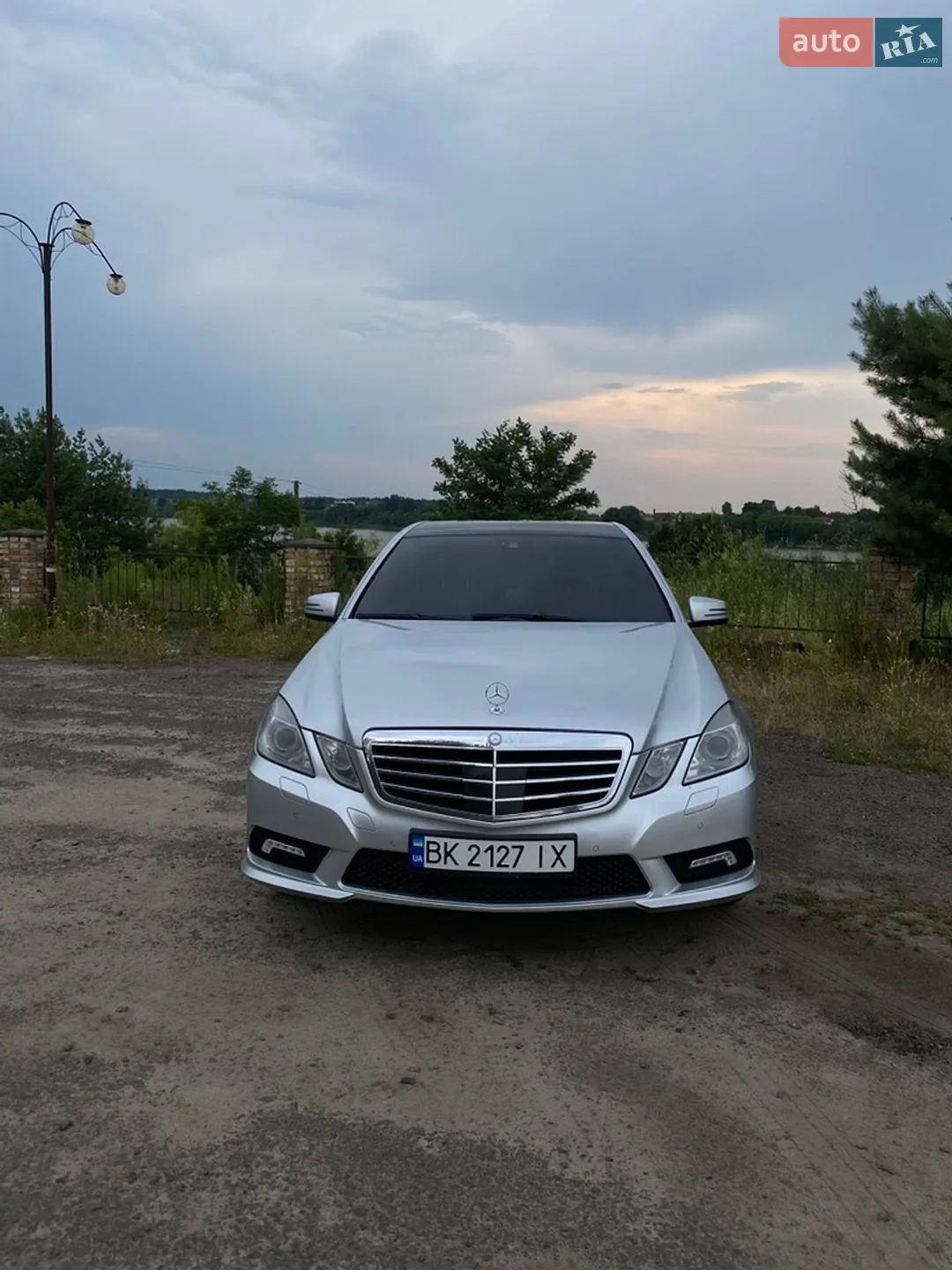 2010 Mercedes-Benz E-klasse - фото 1