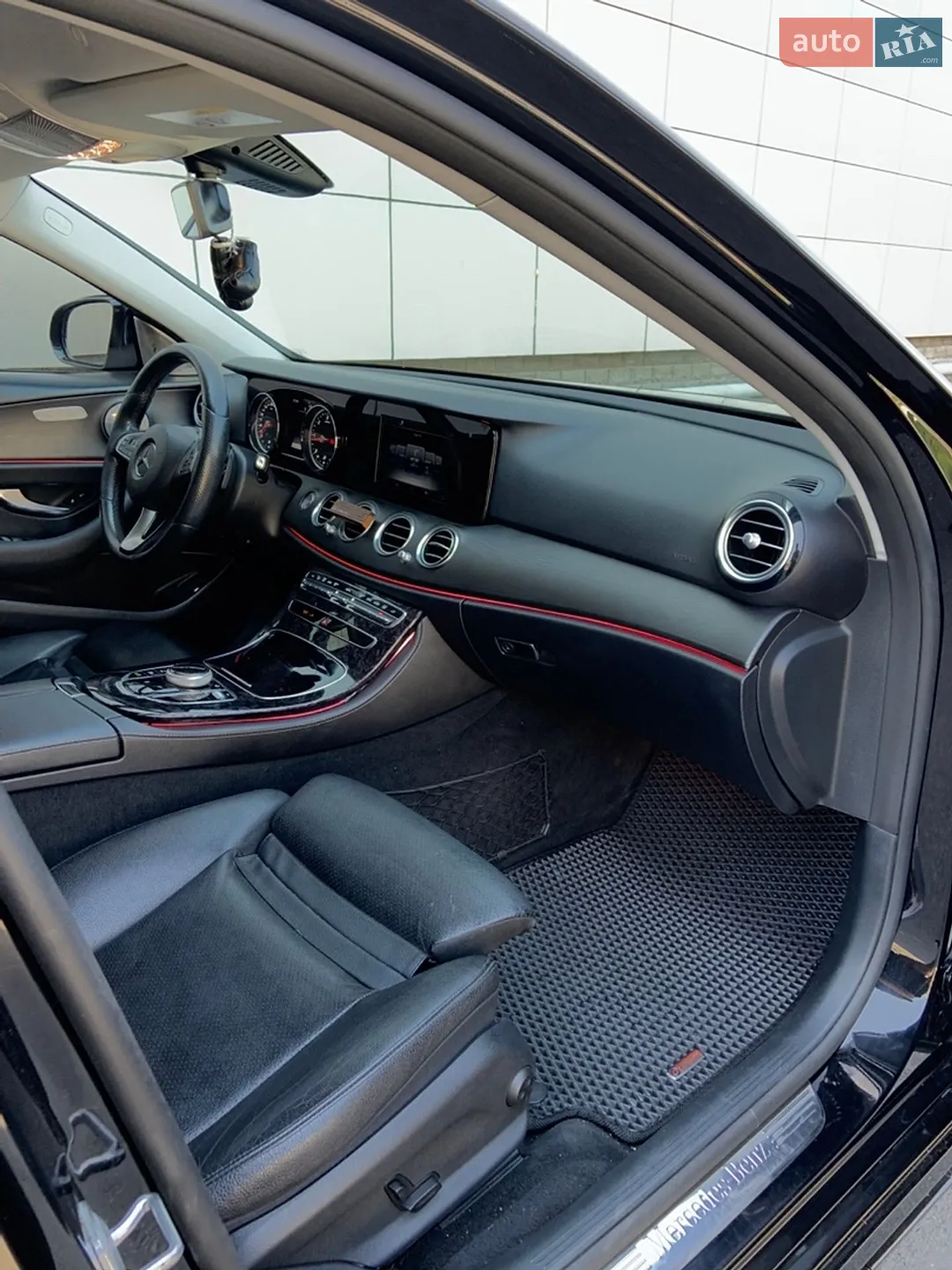 2016 Mercedes-Benz E-klasse - мініатюра 27
