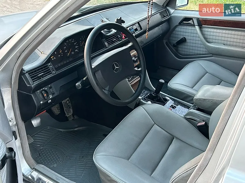 Mercedes-Benz E-Class 1988 VIN WDB1241201A531620 фото оголошення 11 з 45