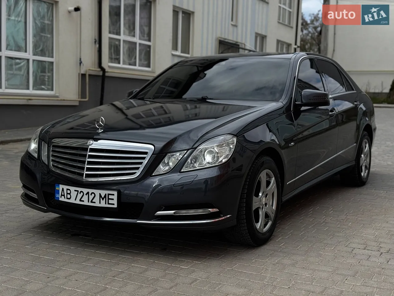 2010 Mercedes-Benz E-klasse - мініатюра 12