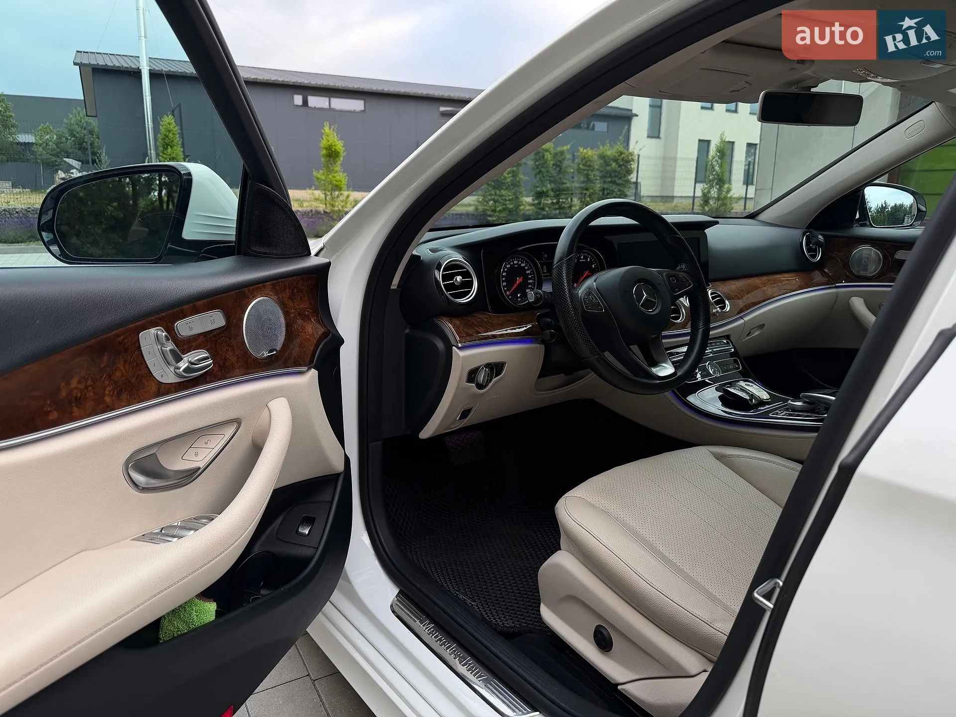 2016 Mercedes-Benz E-klasse - мініатюра 11