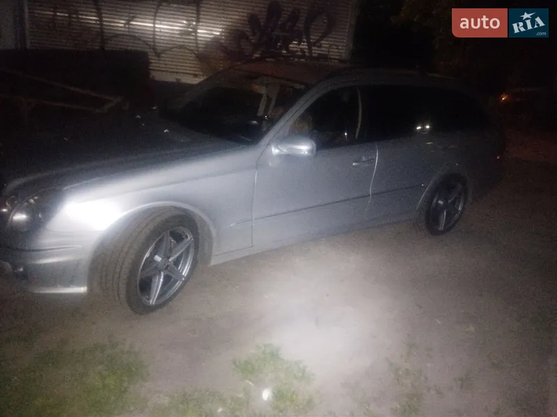 Mercedes-Benz E-Class 2008 VIN WDB2112221B308641 фото оголошення 30 з 70