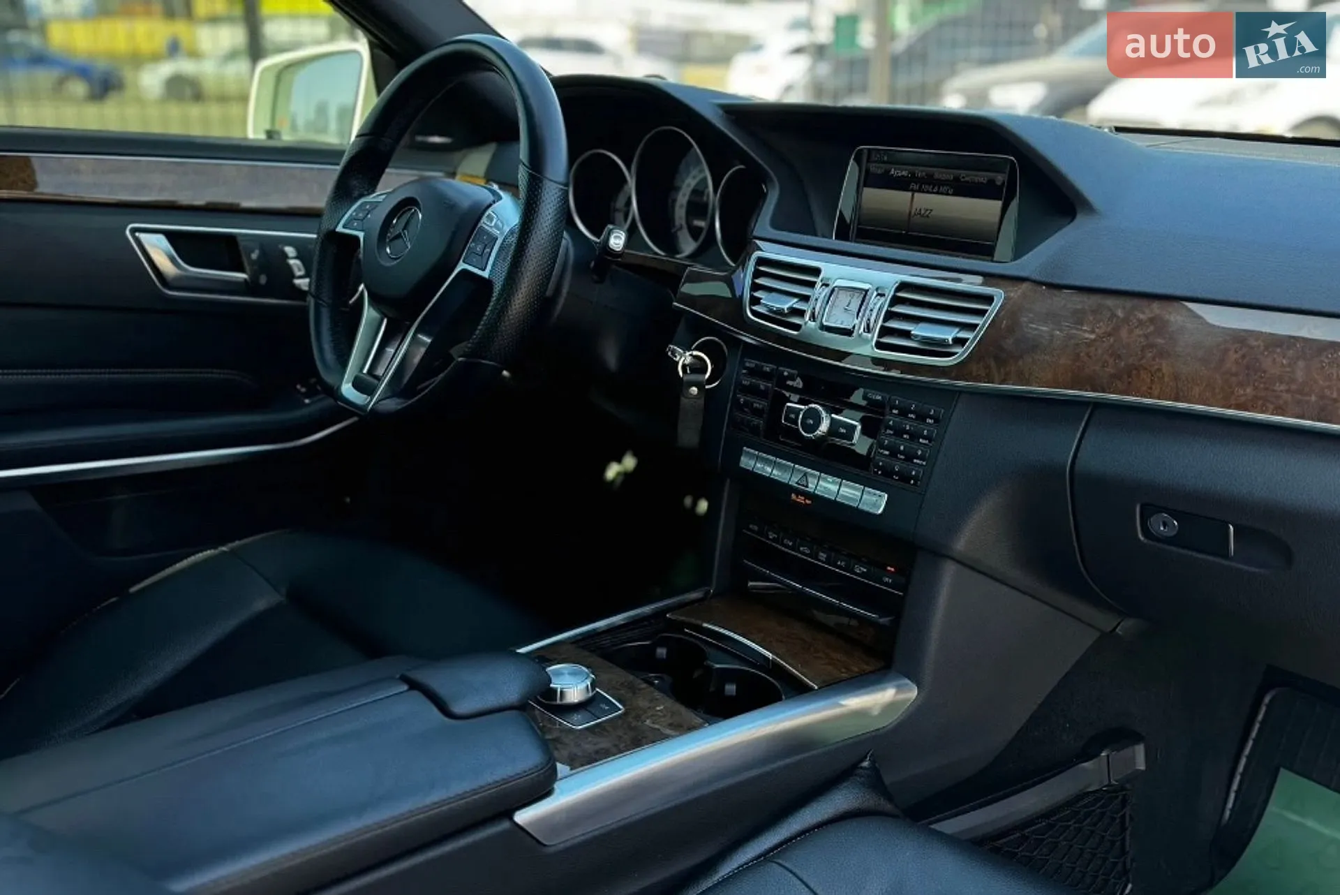 2013 Mercedes-Benz E-klasse - мініатюра 18