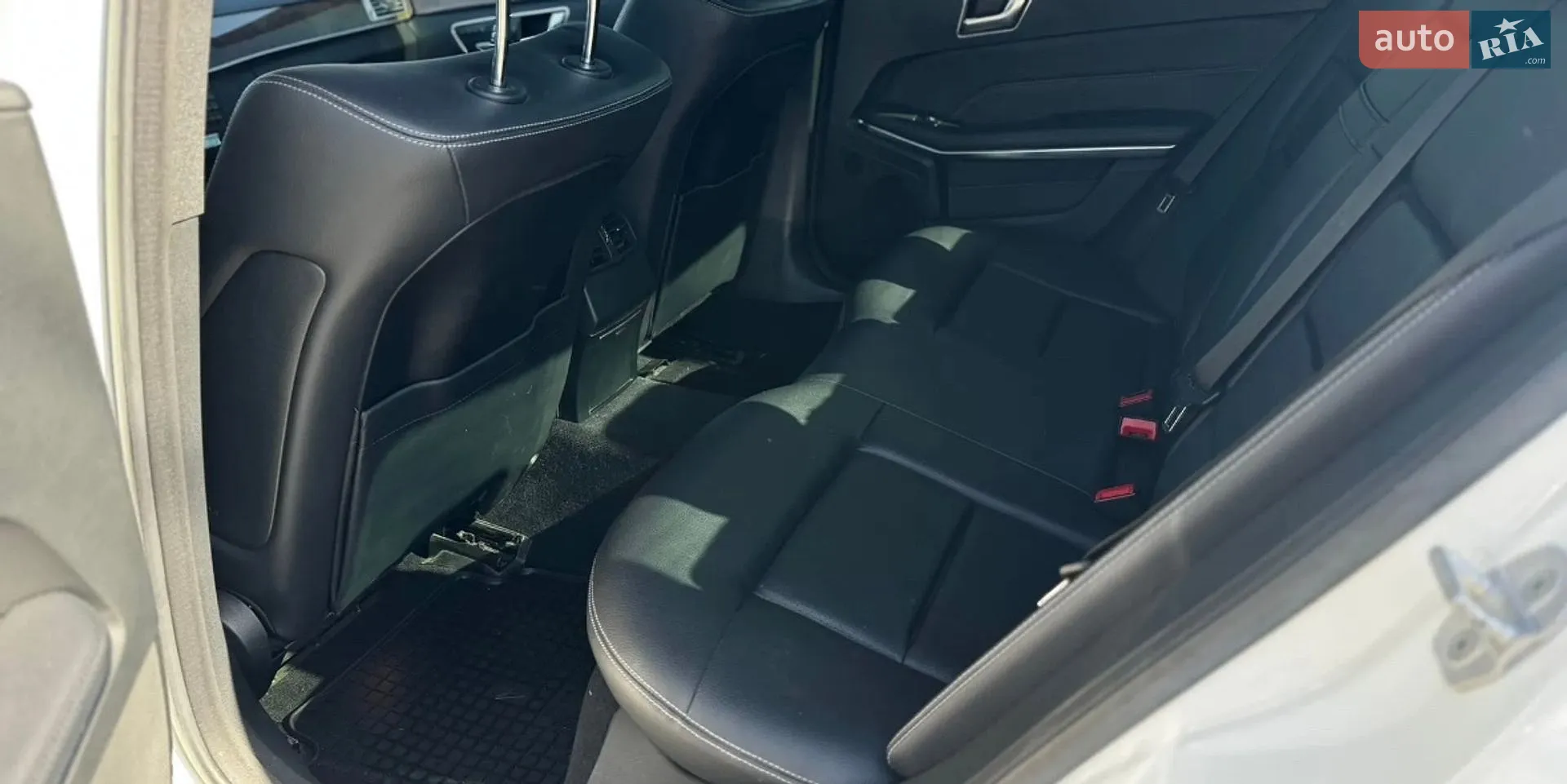 2013 Mercedes-Benz E-klasse - мініатюра 23