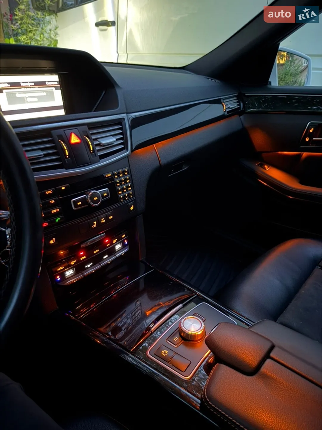 2012 Mercedes-Benz E-klasse - мініатюра 30
