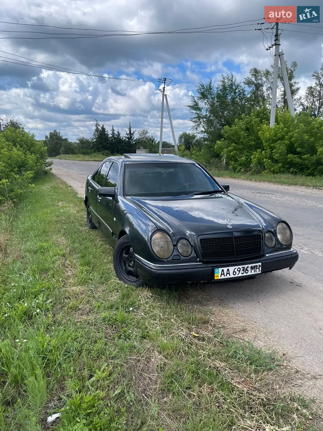 Mercedes-Benz E-Class 1995