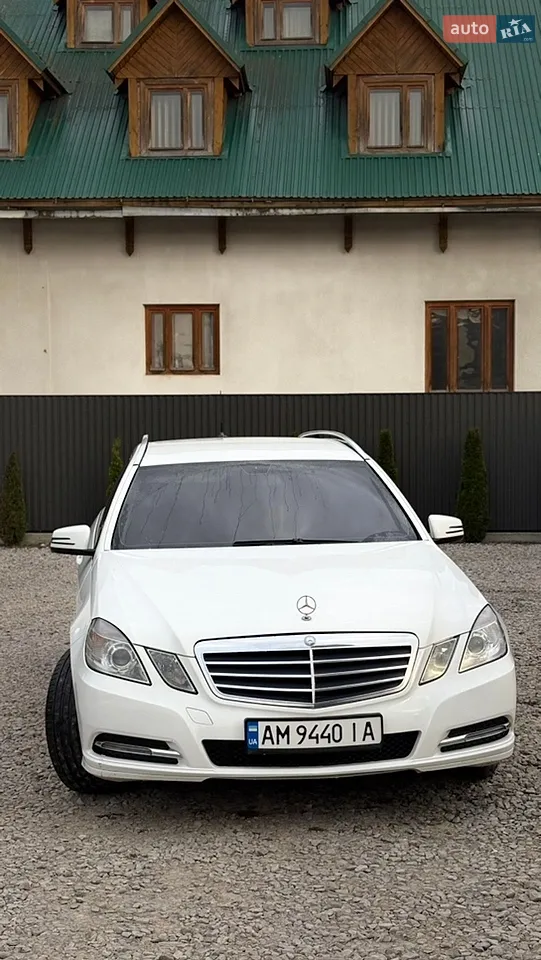 2013 Mercedes-Benz E-klasse - мініатюра 35