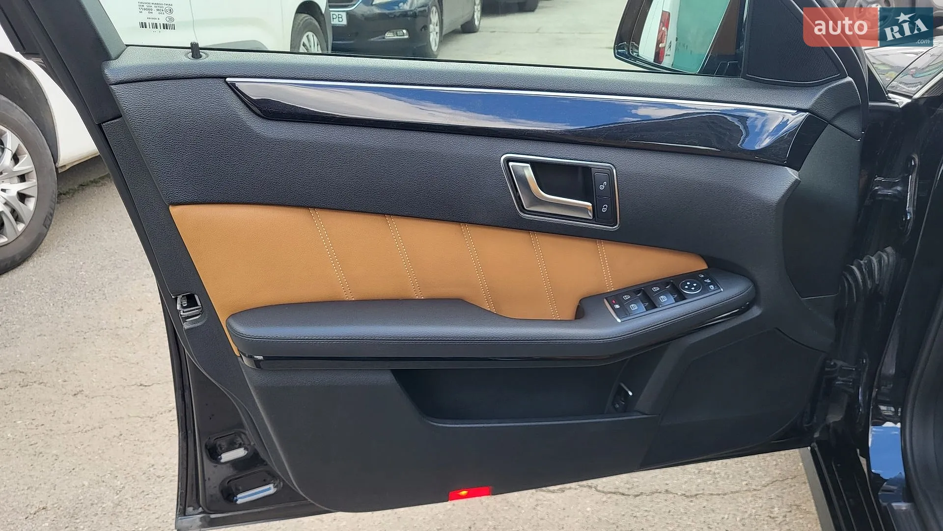 2012 Mercedes-Benz E-klasse - мініатюра 38
