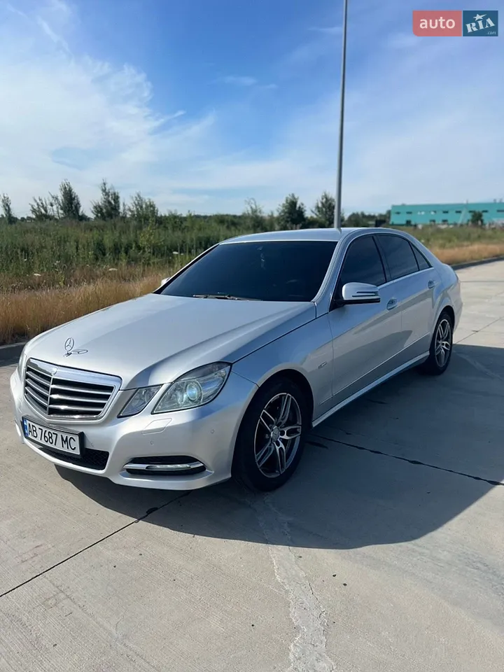 2011 Mercedes-Benz E-klasse - мініатюра 18