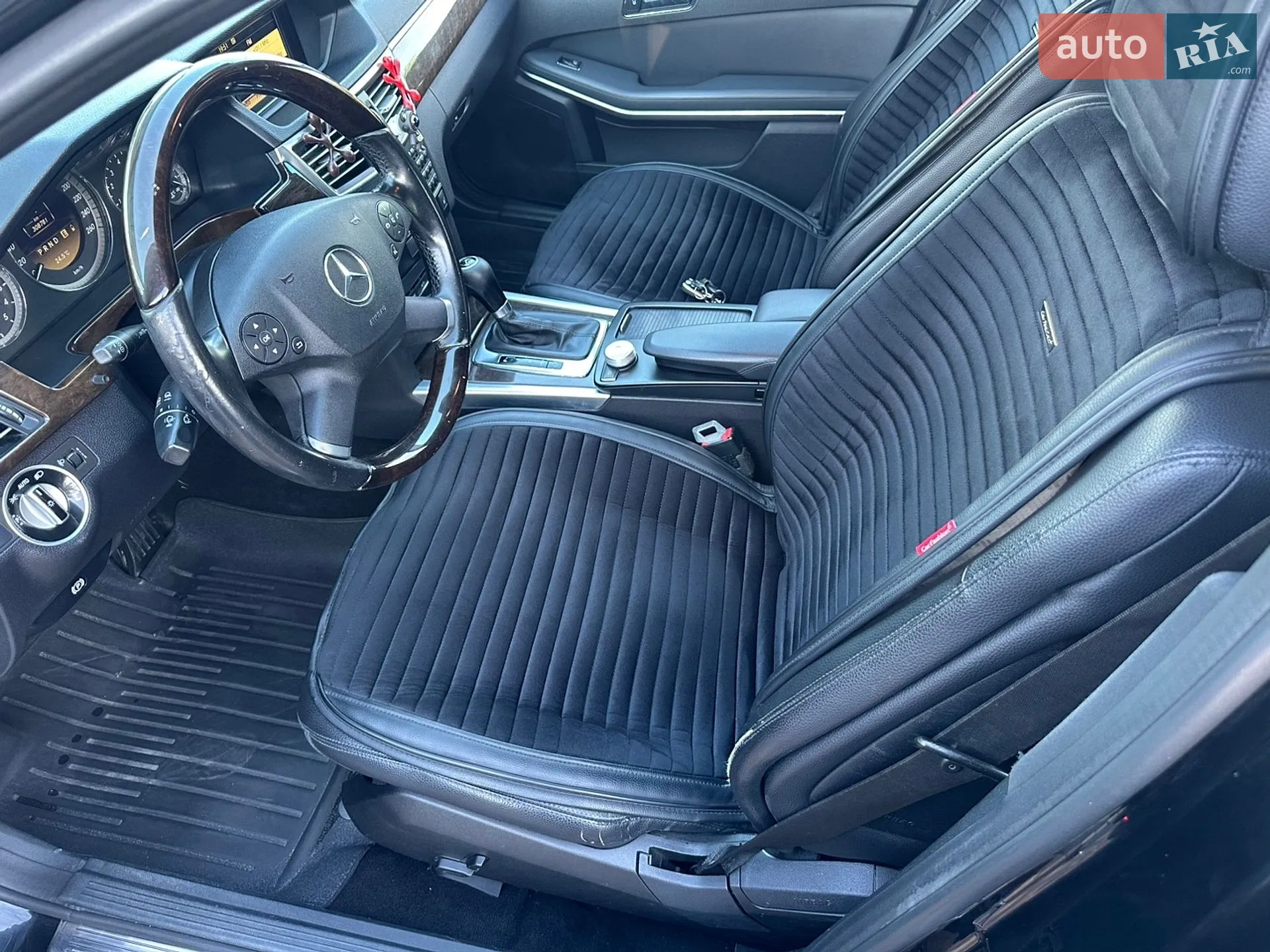 2011 Mercedes-Benz E-klasse - мініатюра 9