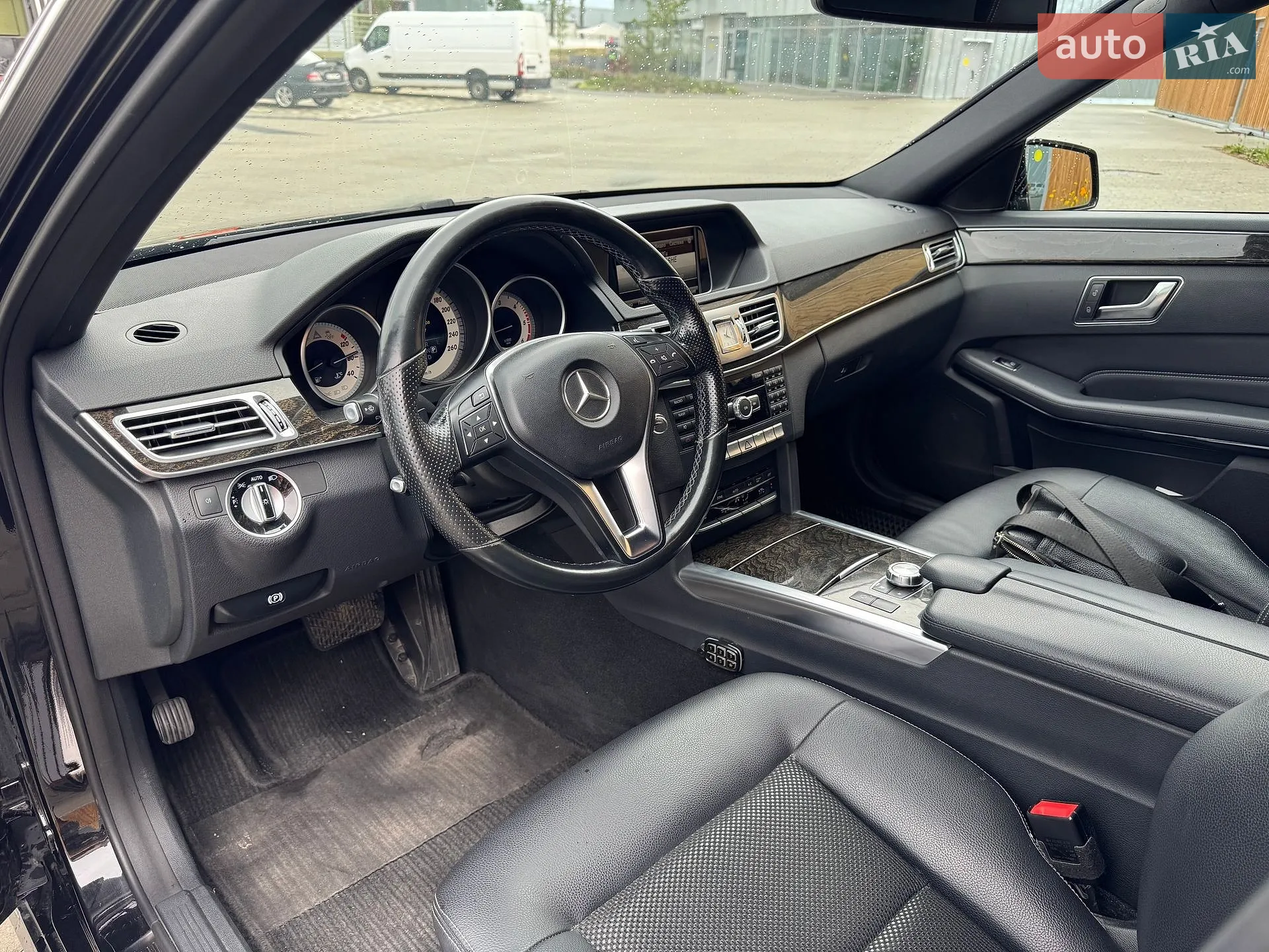 2015 Mercedes-Benz E-klasse - мініатюра 18