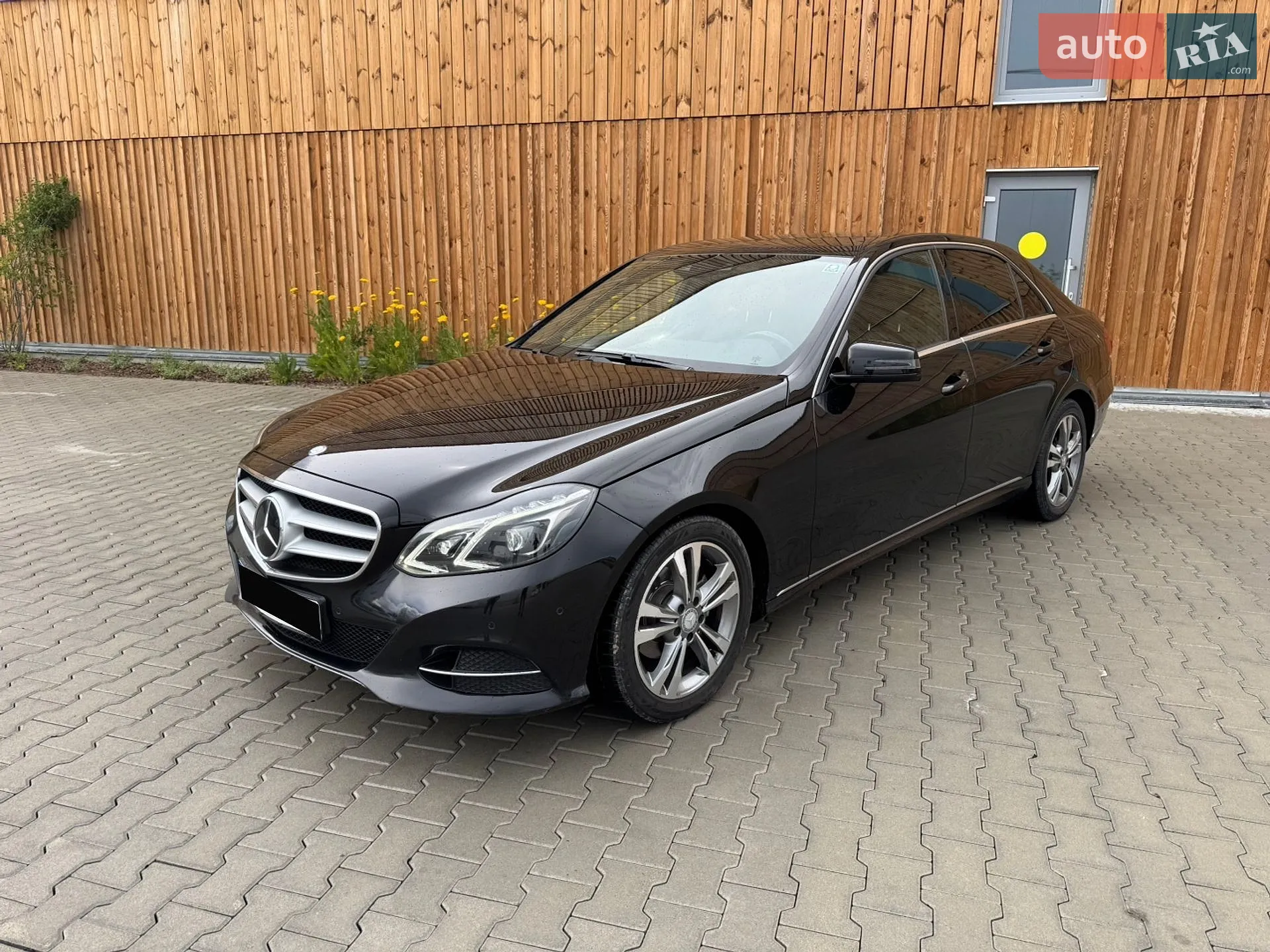 2015 Mercedes-Benz E-klasse - фото 1