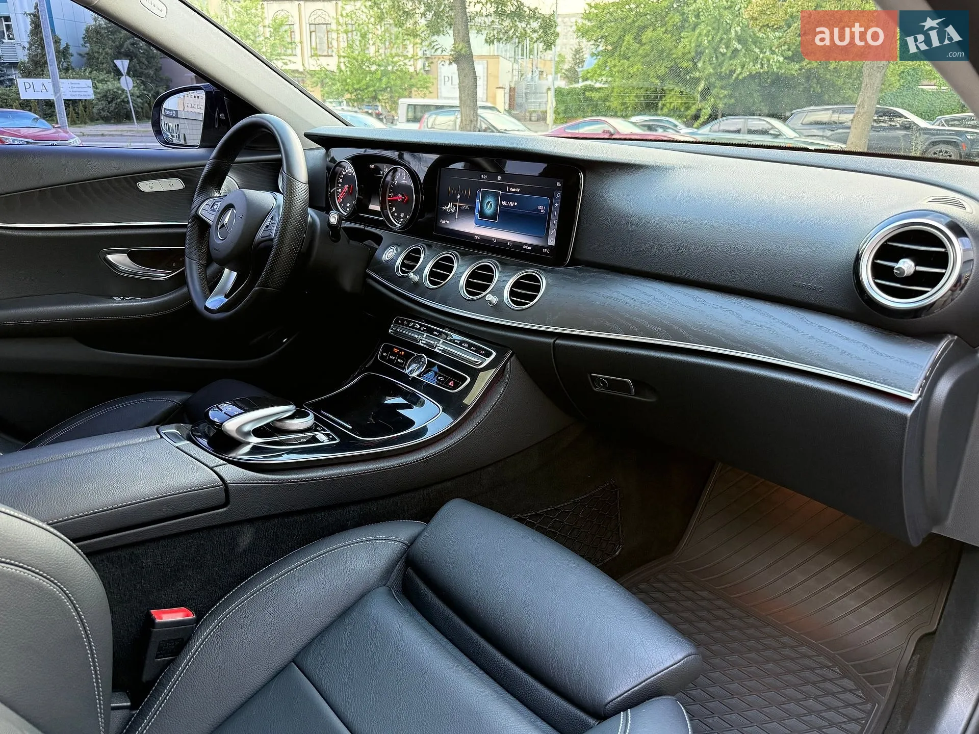 2016 Mercedes-Benz E-klasse - мініатюра 16