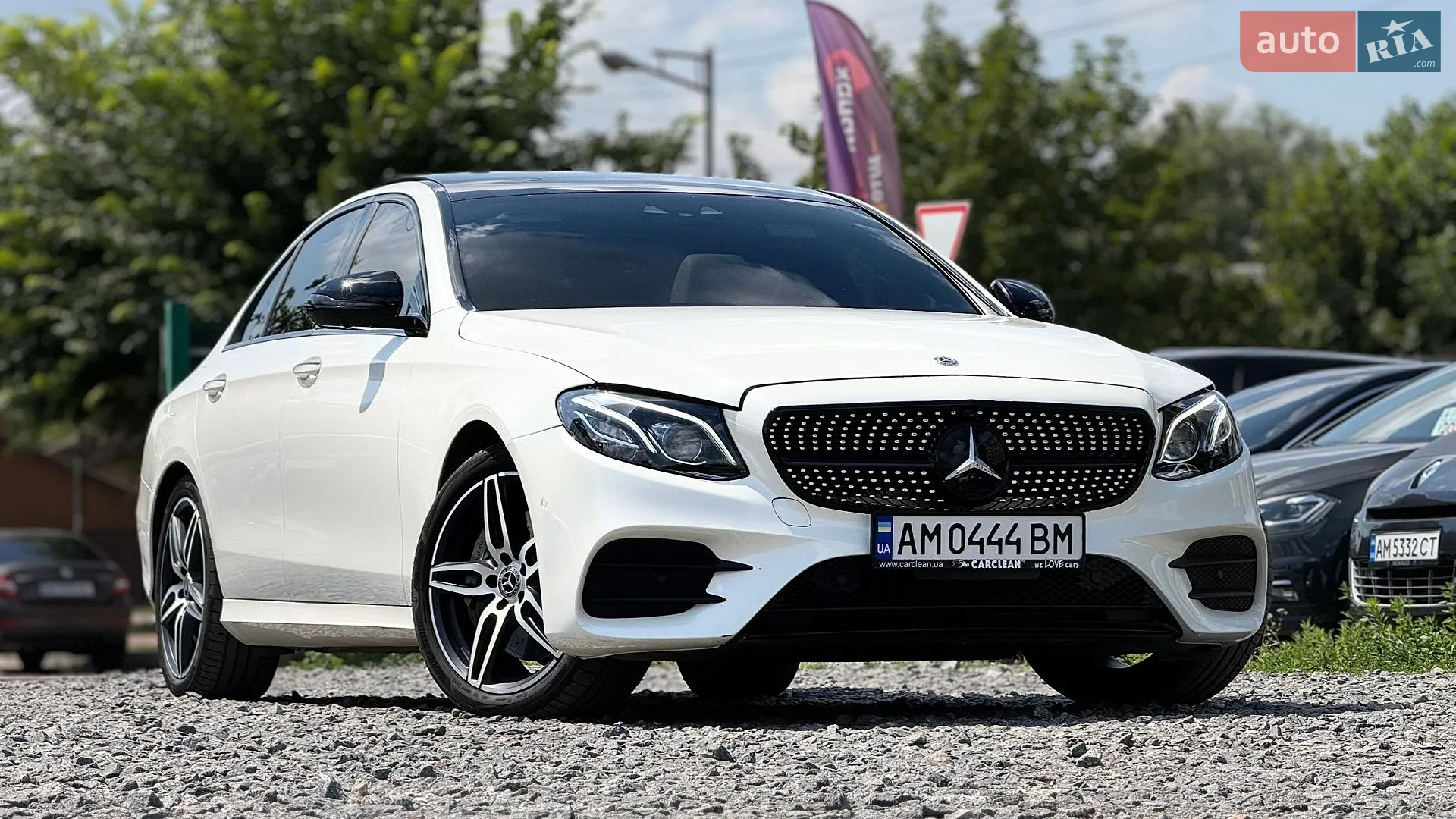 Mercedes-Benz E-Class 2019 VIN WDDZF8EB5LA718839 фото оголошення 2 з 37