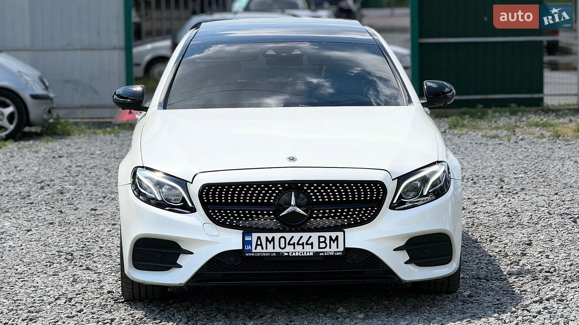 Mercedes-Benz E-Class 2019 VIN WDDZF8EB5LA718839 фото оголошення 3 з 37