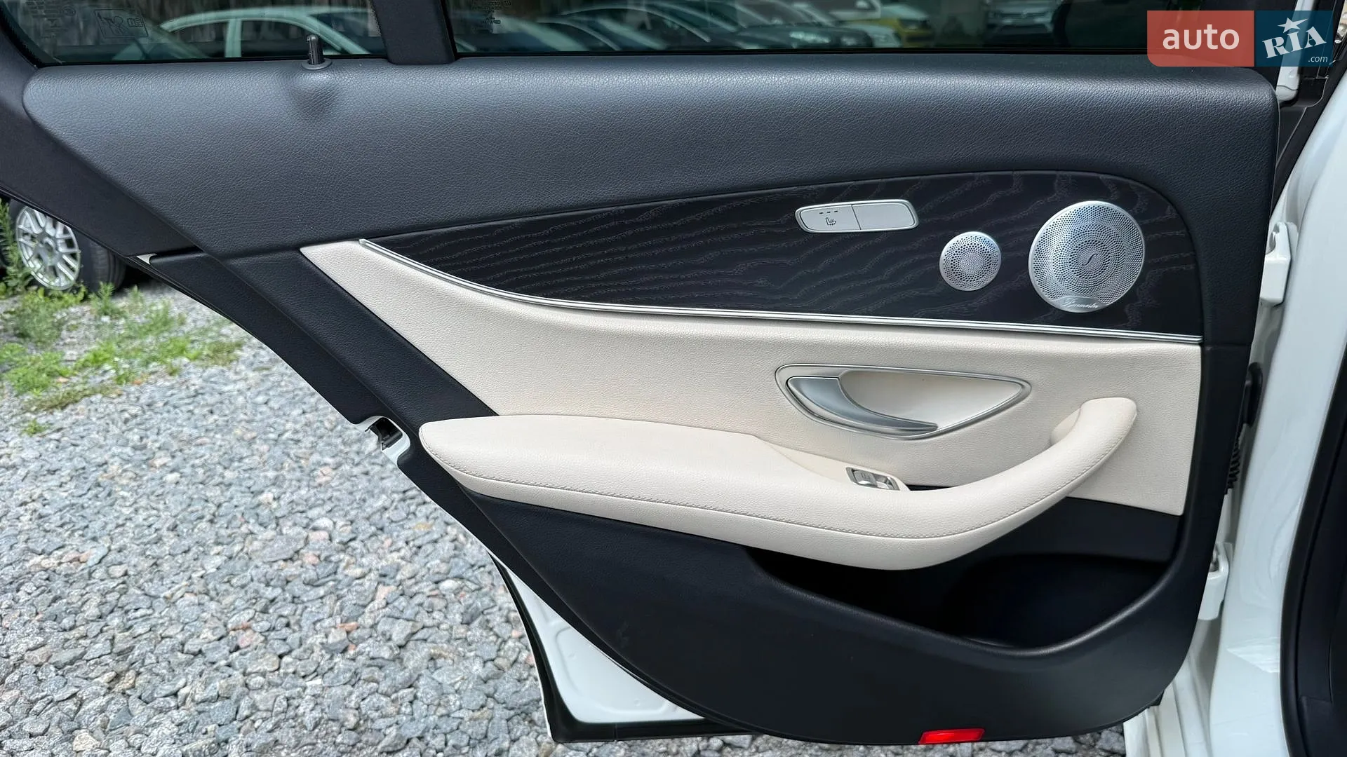 Mercedes-Benz E-Class 2019 VIN WDDZF8EB5LA718839 фото оголошення 26 з 37