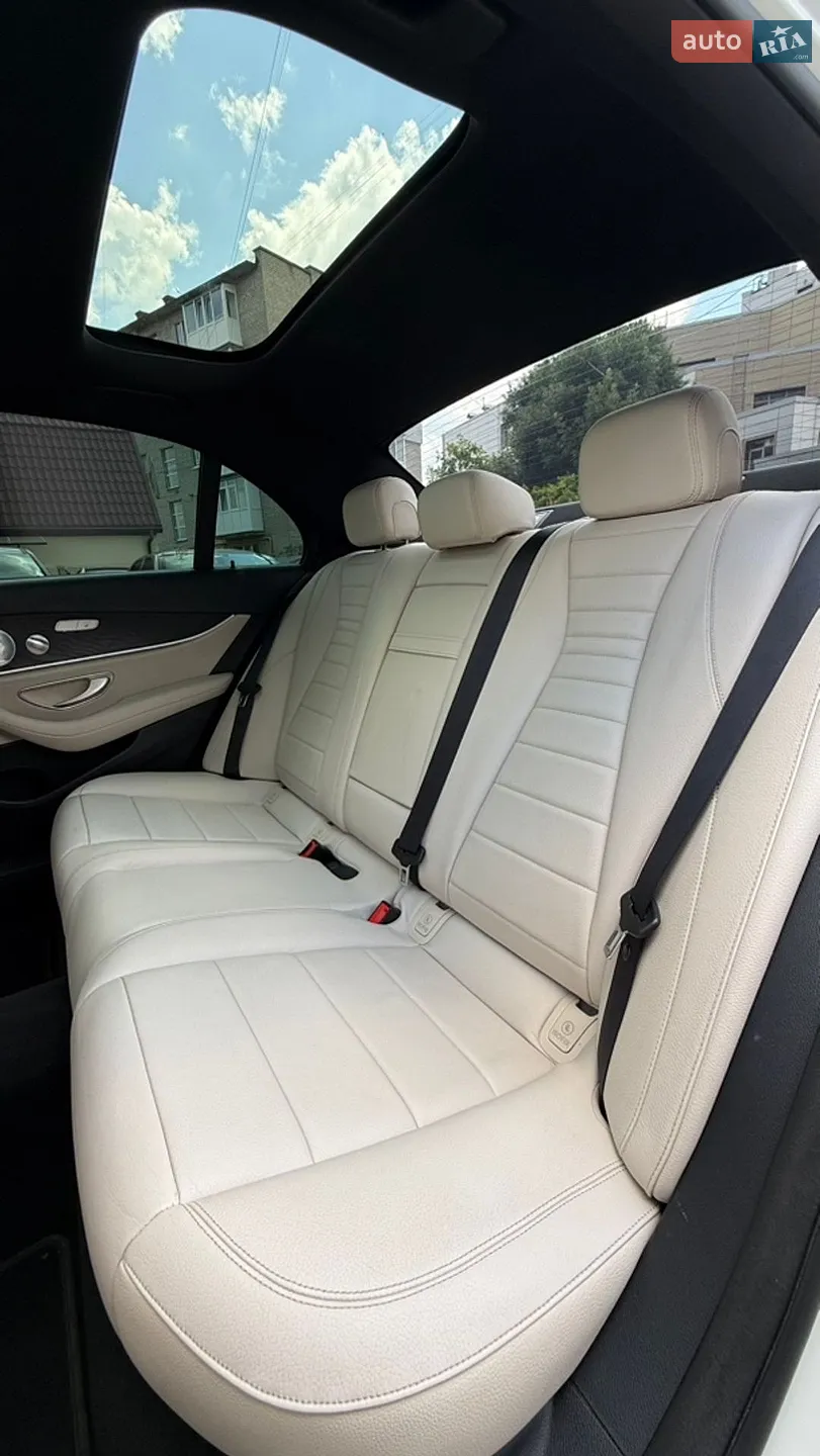 Mercedes-Benz E-Class 2019 VIN WDDZF8EB5LA718839 фото оголошення 27 з 37