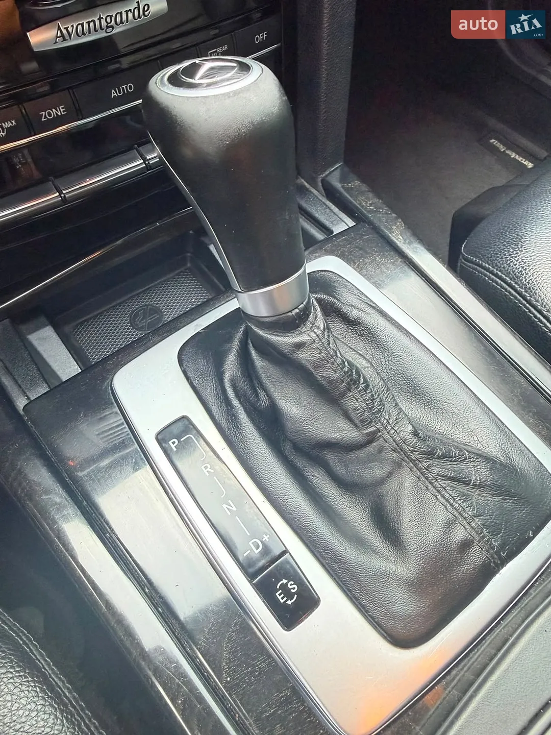 2010 Mercedes-Benz E-klasse - мініатюра 38