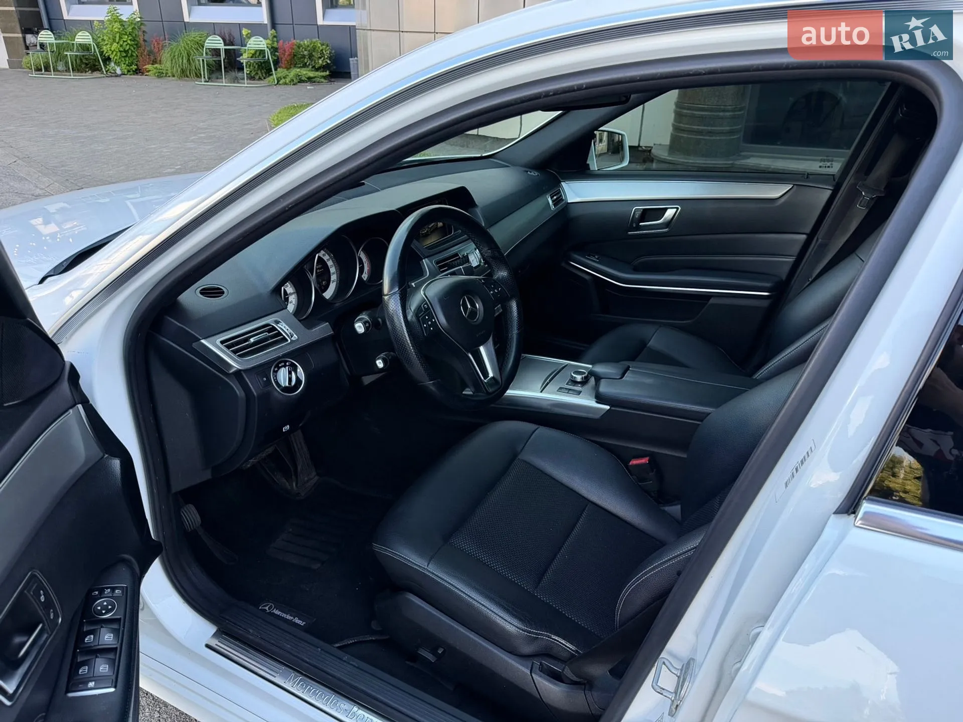 2015 Mercedes-Benz E-klasse - мініатюра 23