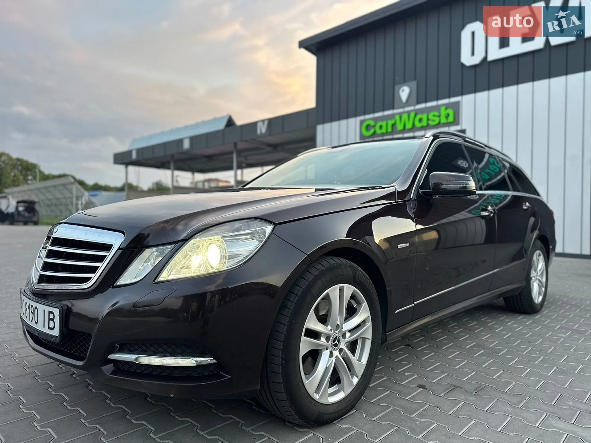 2010 Mercedes-Benz E-klasse - мініатюра 4