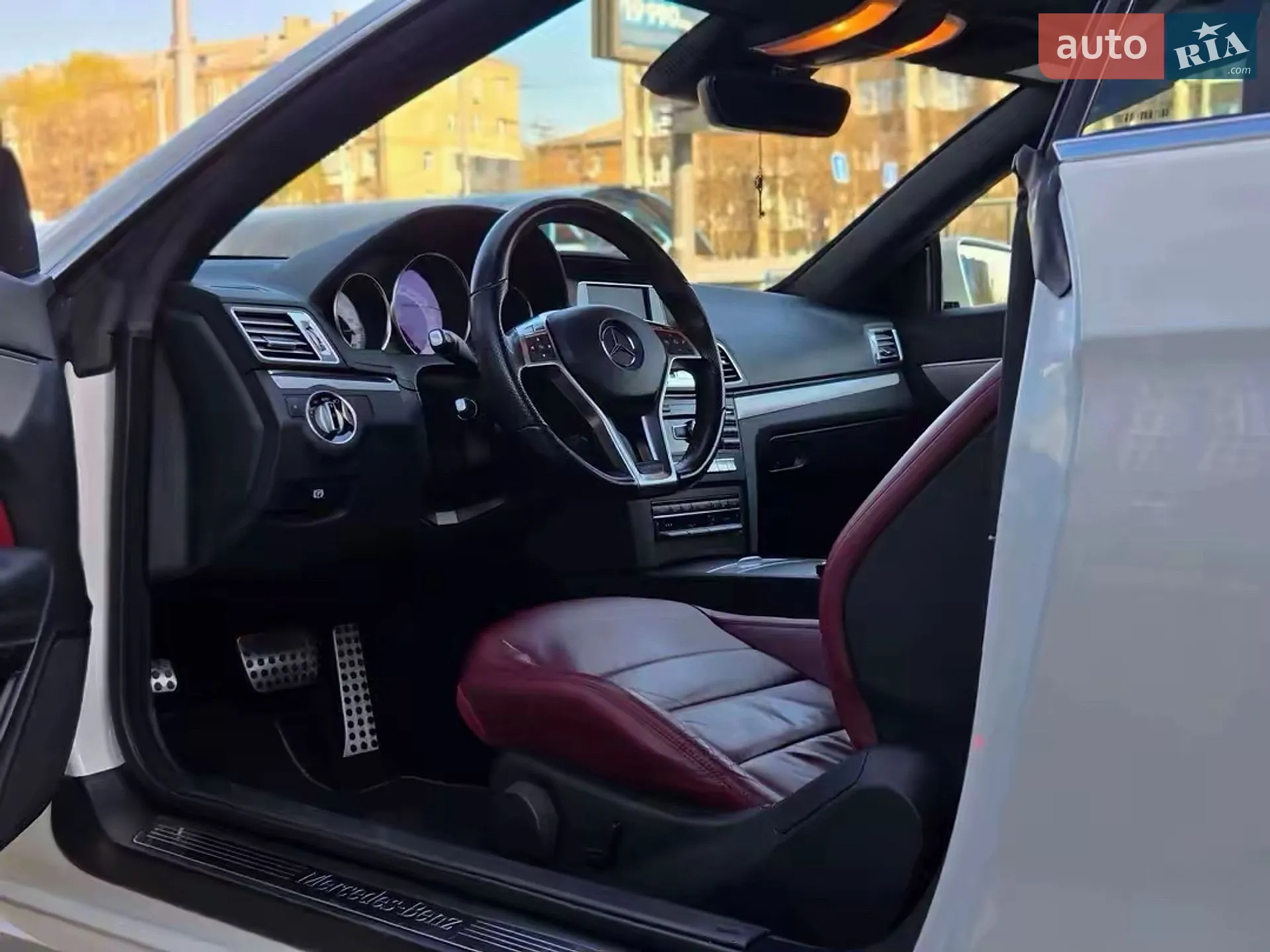 2013 Mercedes-Benz E-klasse - мініатюра 12