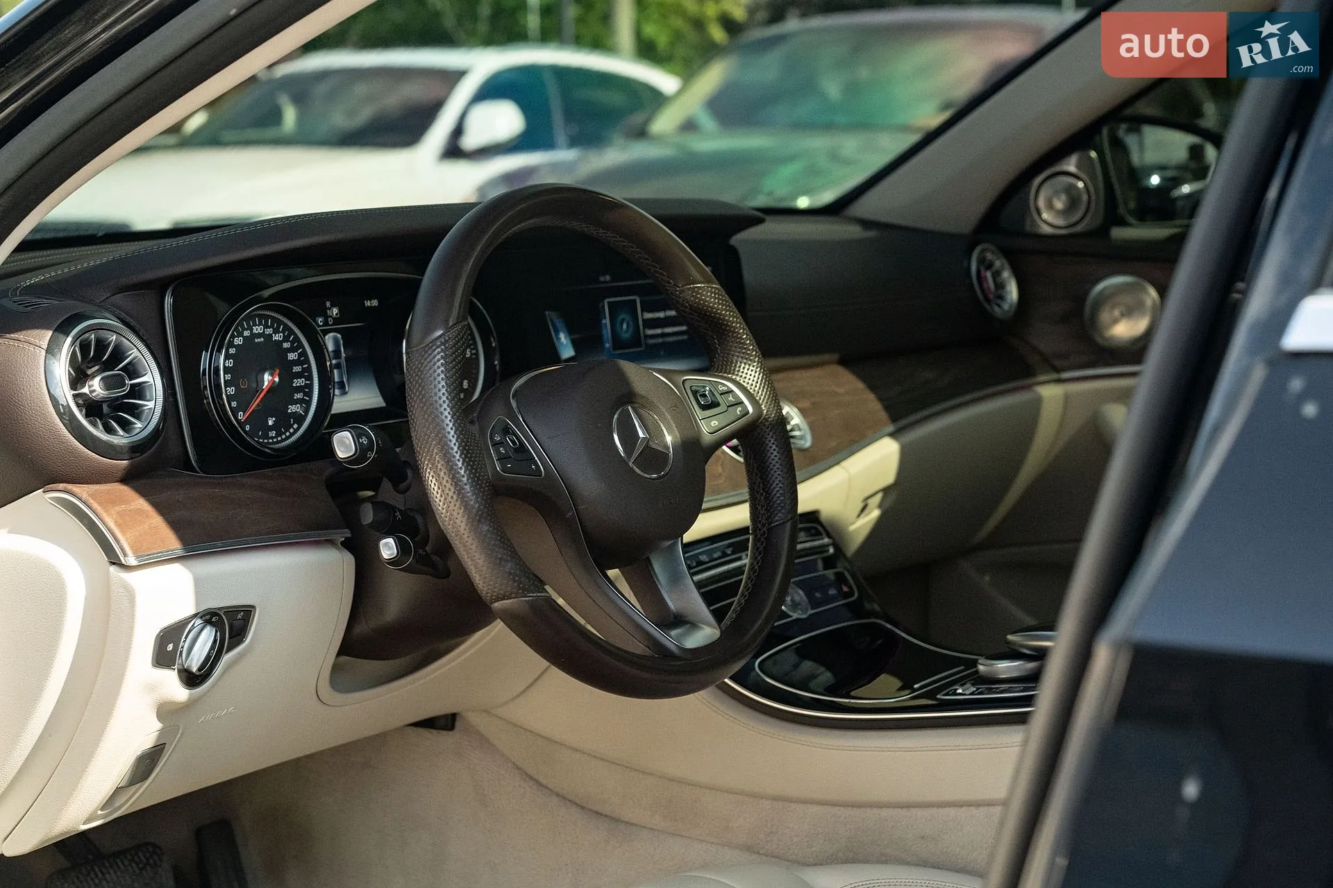 2016 Mercedes-Benz E-klasse - мініатюра 22