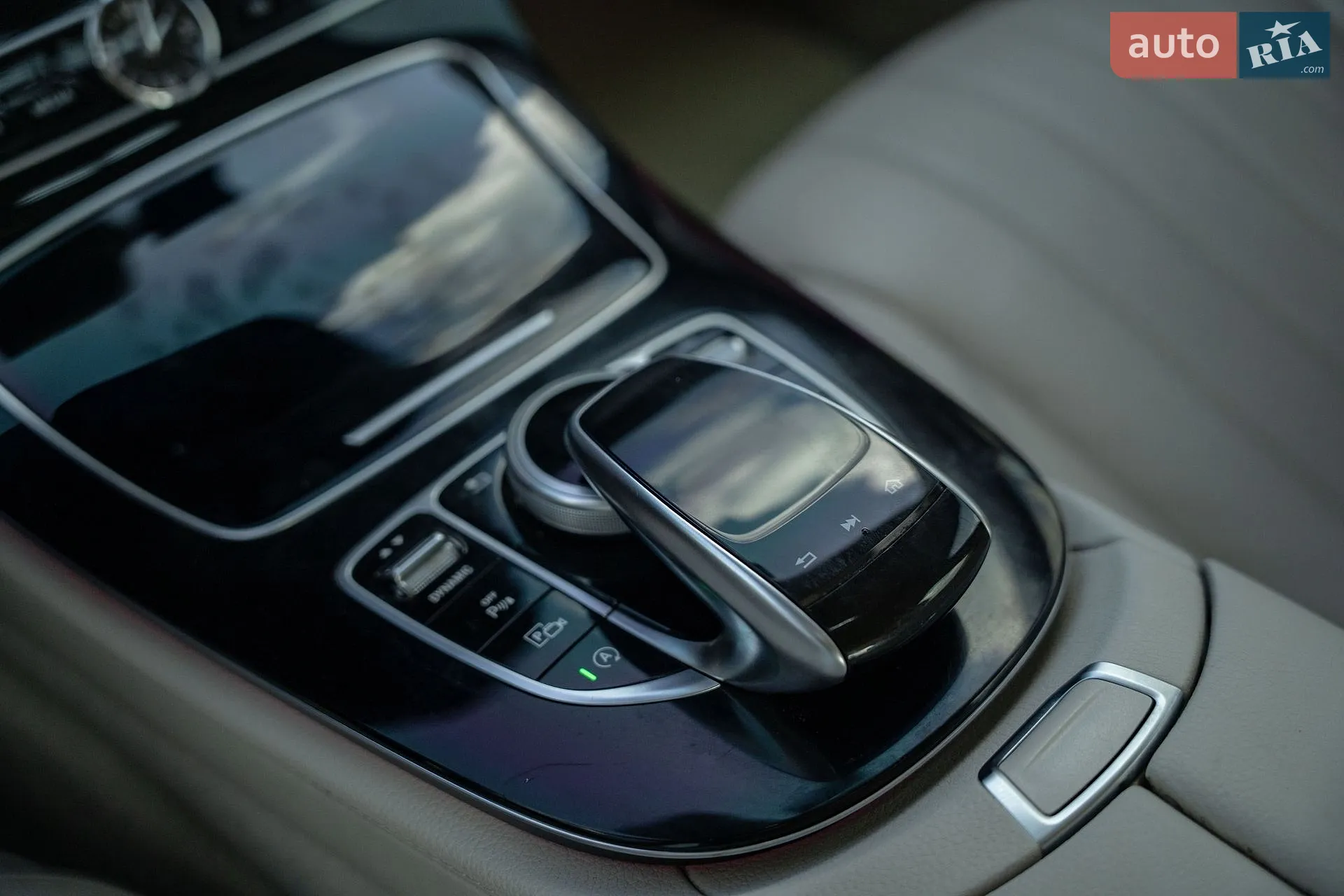 2016 Mercedes-Benz E-klasse - мініатюра 35