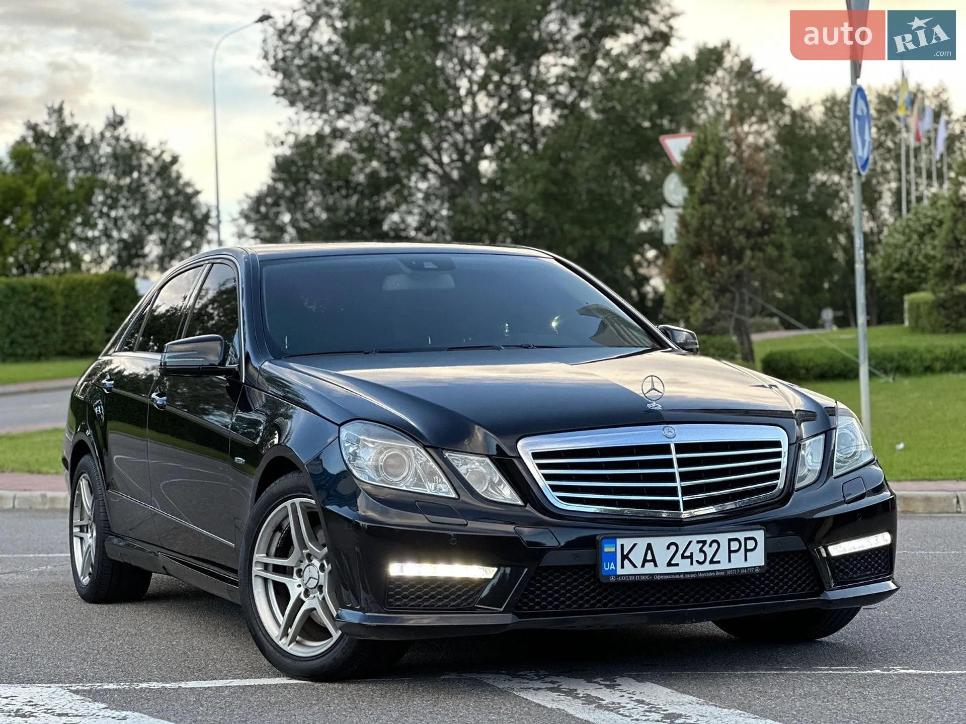 2011 Mercedes-Benz E-klasse - мініатюра 4
