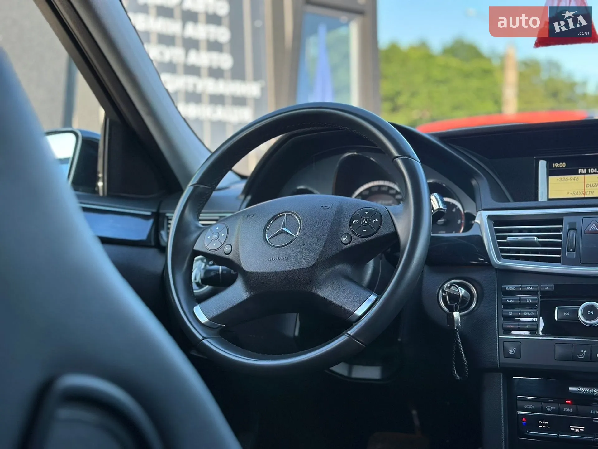 2011 Mercedes-Benz E-klasse - мініатюра 16