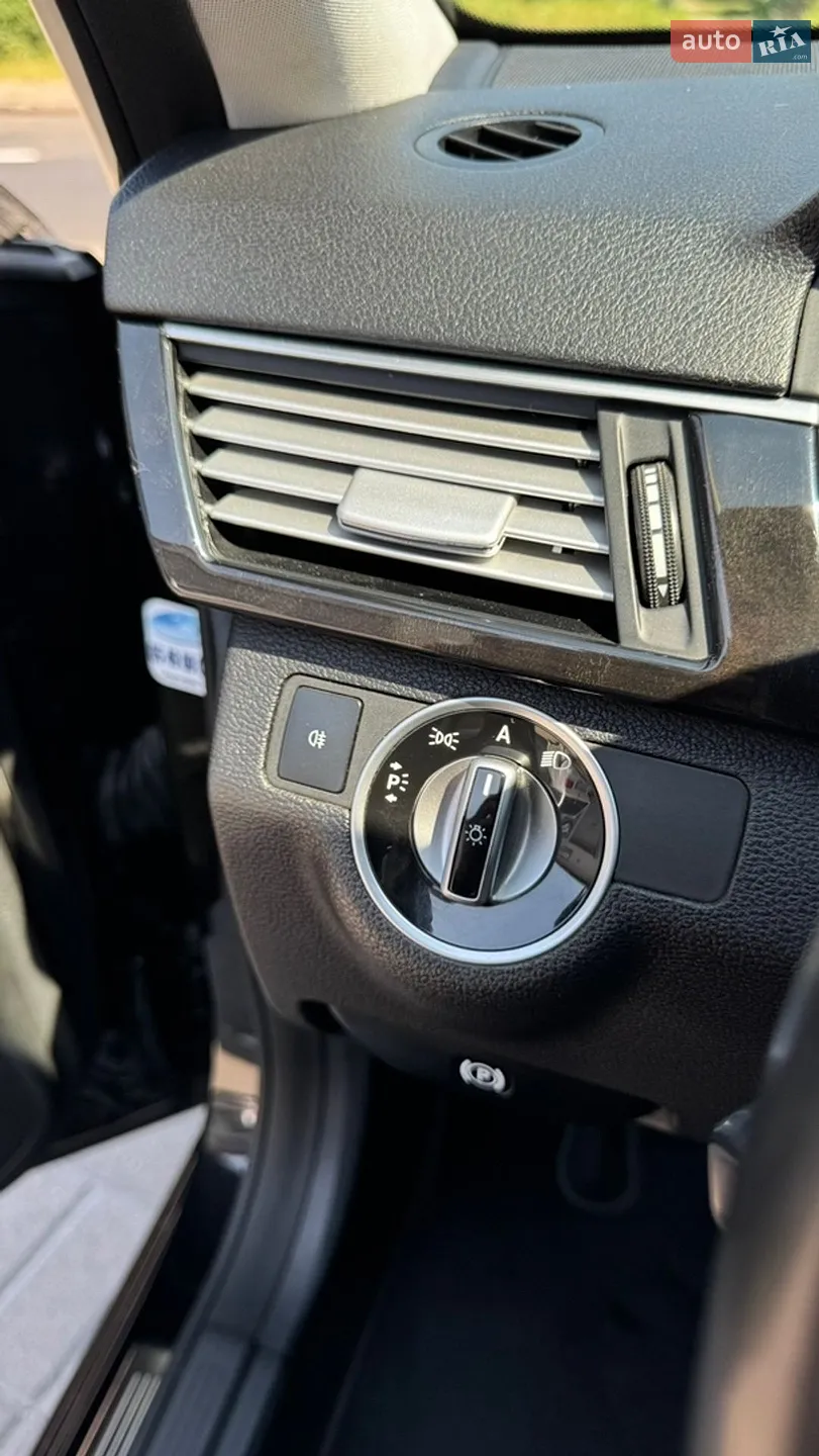 2010 Mercedes-Benz E-klasse - мініатюра 22