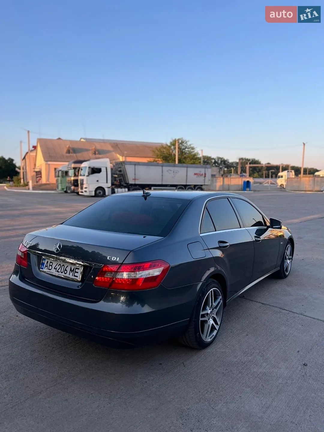 2010 Mercedes-Benz E-klasse - мініатюра 7